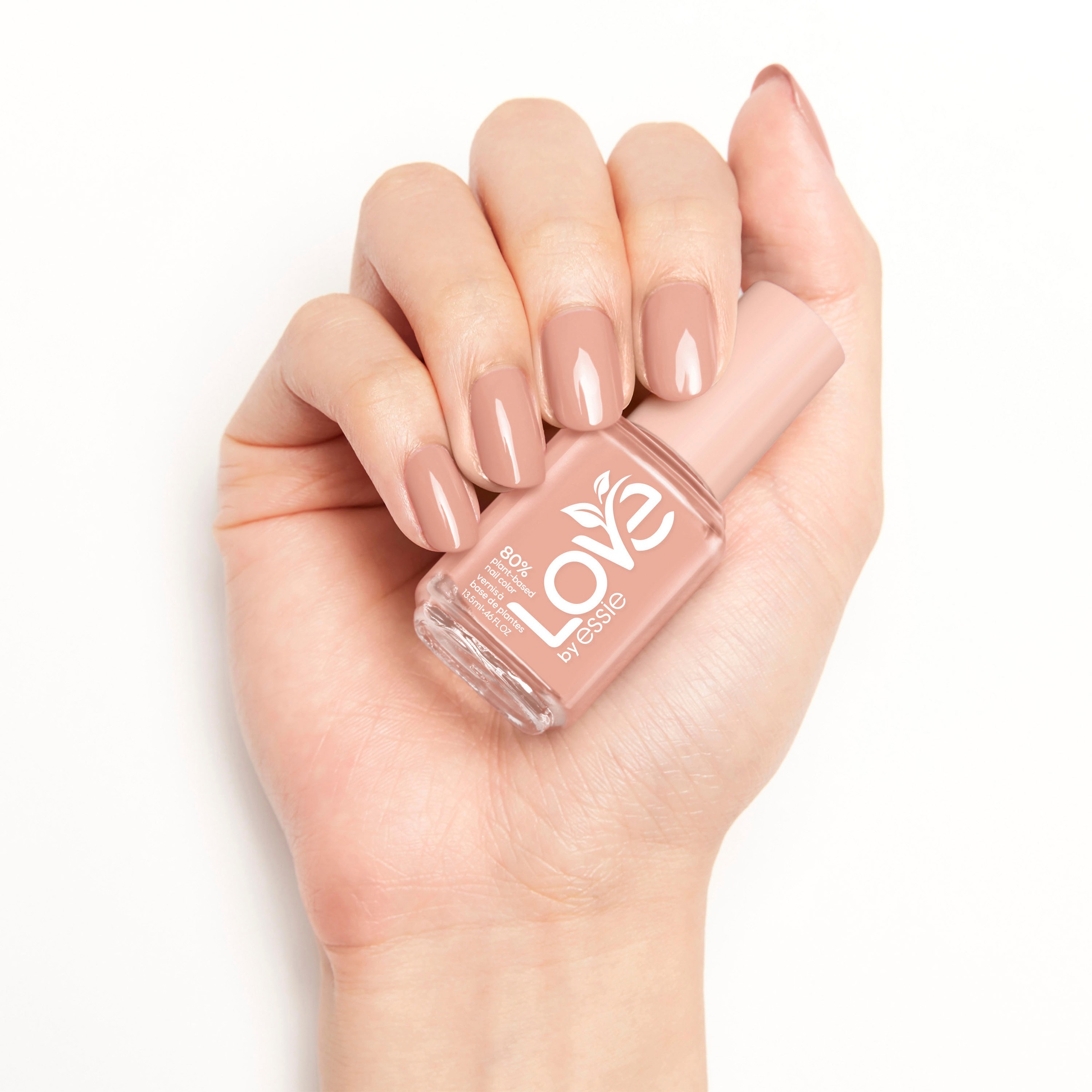 essie Nagellack »Essie Nagellack«, mit natürlichen Inhaltsstoffen