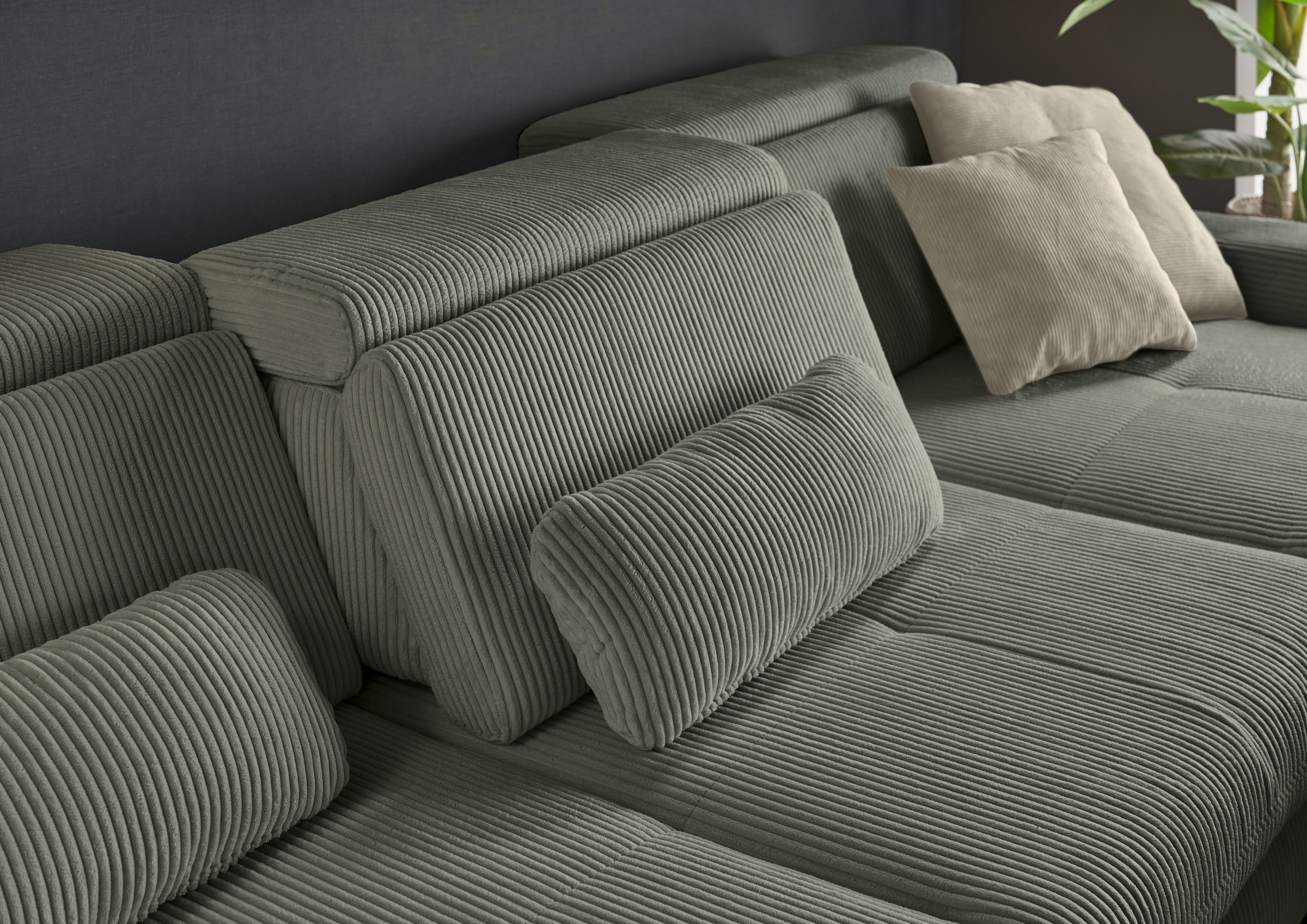 set one by Musterring Ecksofa »SO 3400 Sitzhöhe 47cm oder 49cm, Sitztiefe verstellbar, B/T: 307/195cm«, Kopteil verstellbar, mit Bettfunktion, in Cord, lind, Sitzhöhe 47