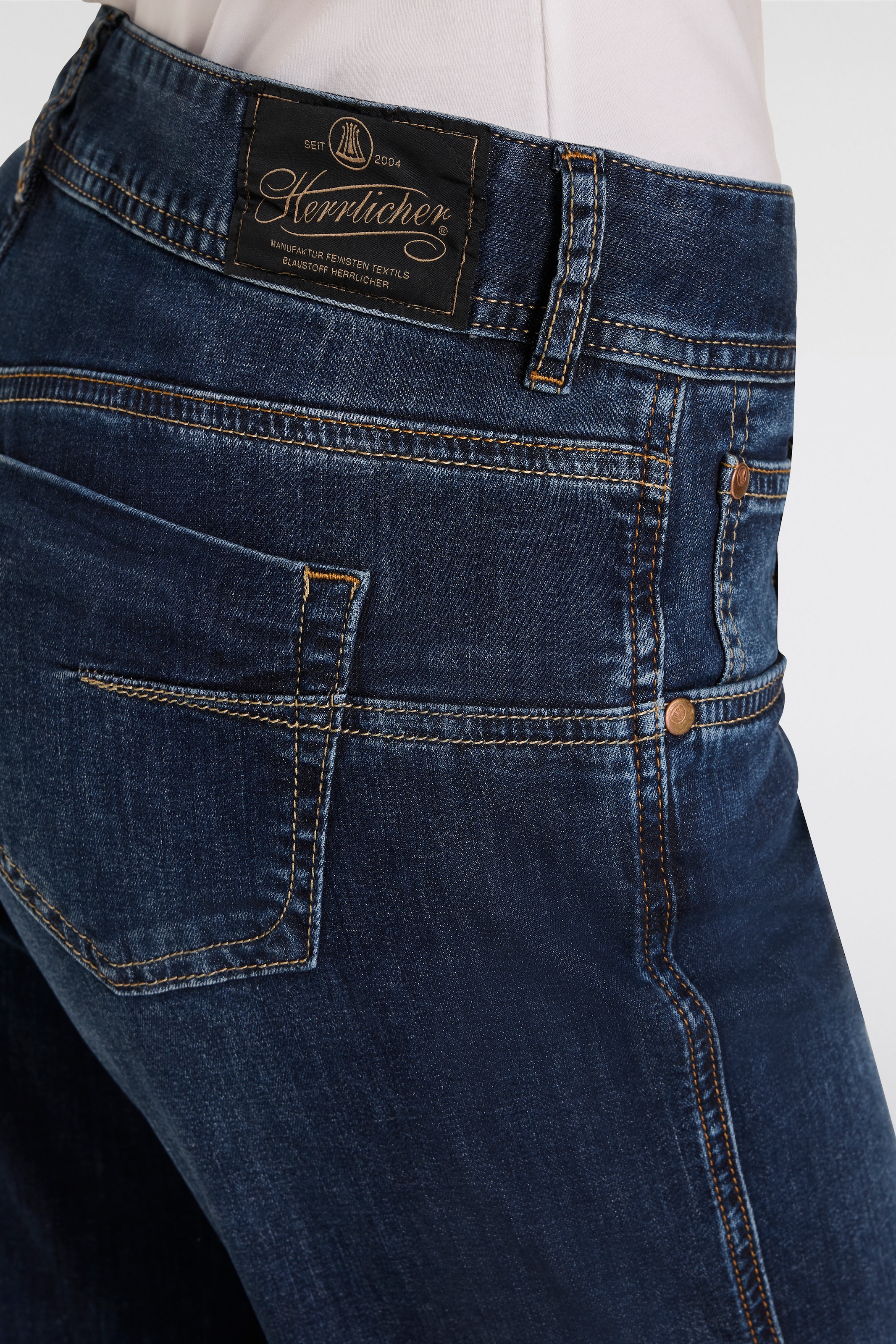 Herrlicher 5-Pocket-Jeans »Edna Recycled Denim Light«, im Flared Fit