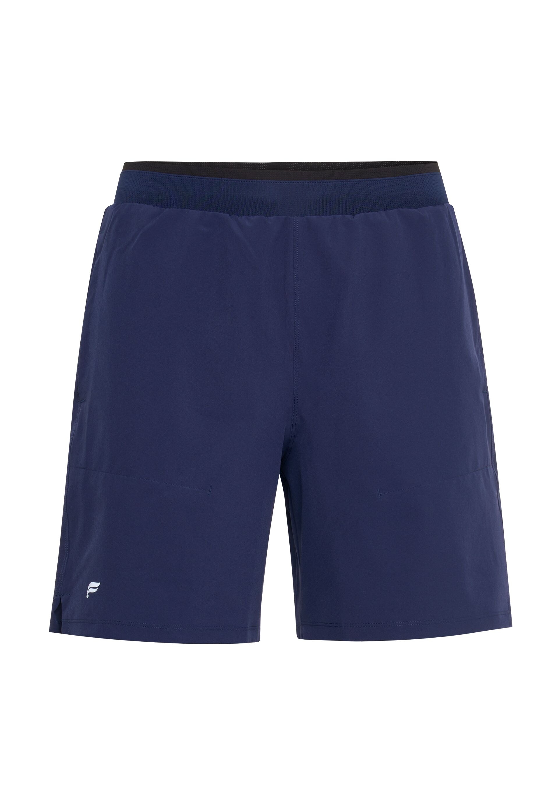 Fabletics Outdoorhose "Fabletics Shorts The Fundamental Short mit Innenhose 18cm" mit praktischen Taschen