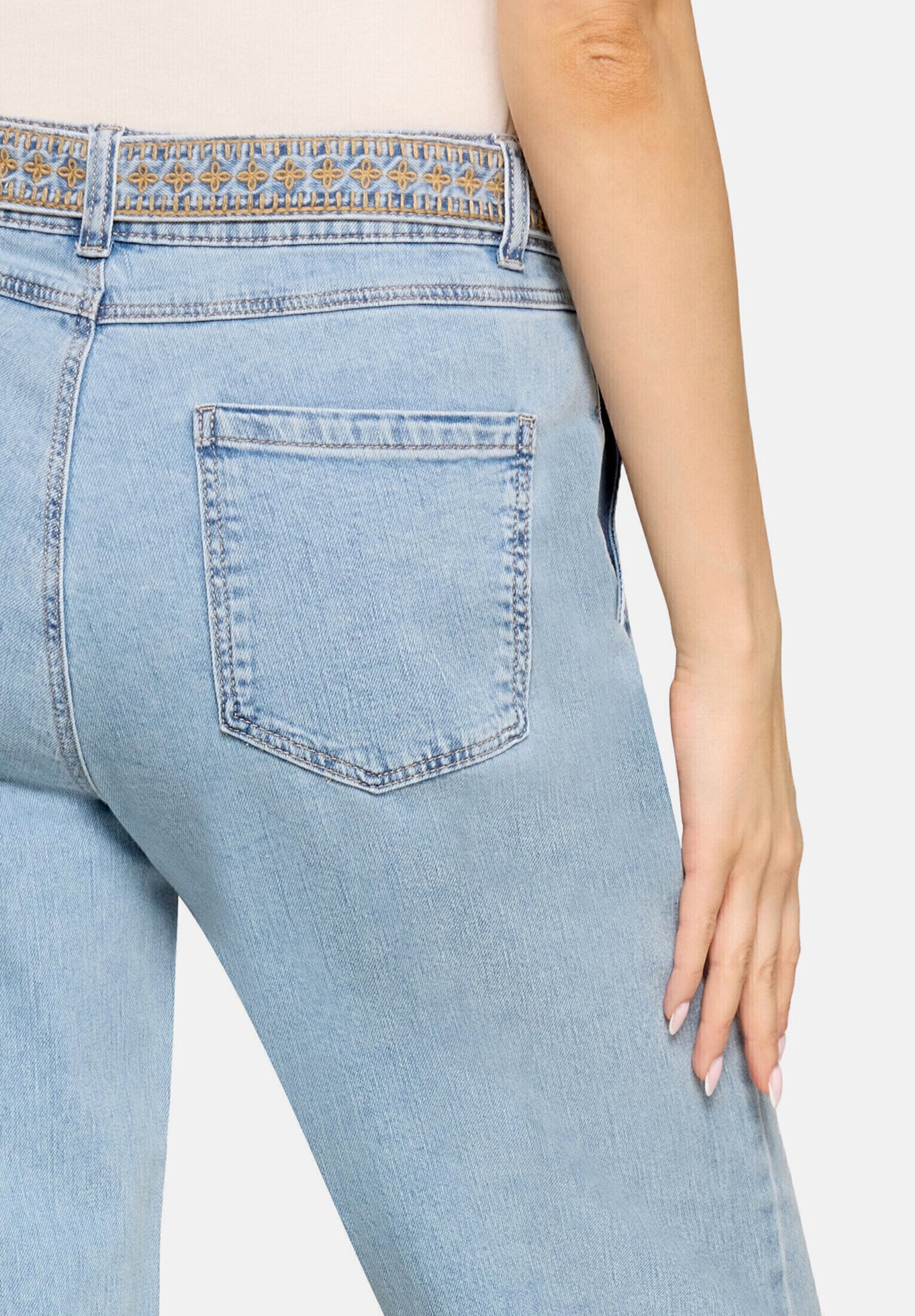 Cartoon Ankle-Jeans »Damen mit Stickerei«