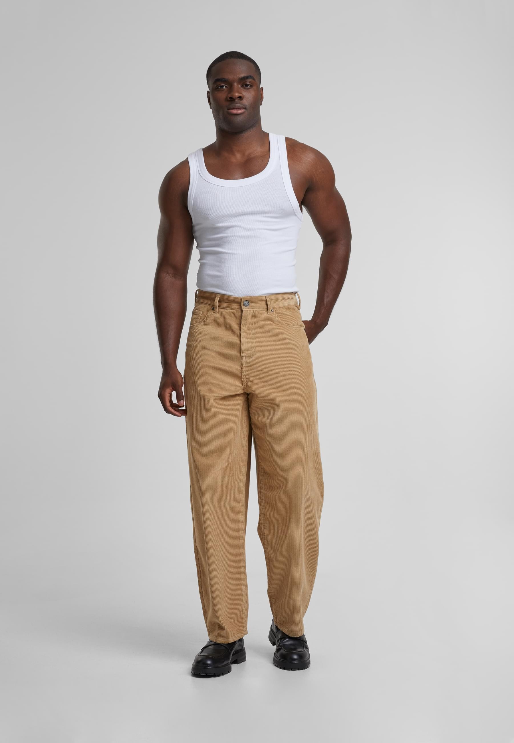 URBAN CLASSICS Stoffhose »Urban Classics Herren 90´s Corduroy Pants«, (1 tlg.)