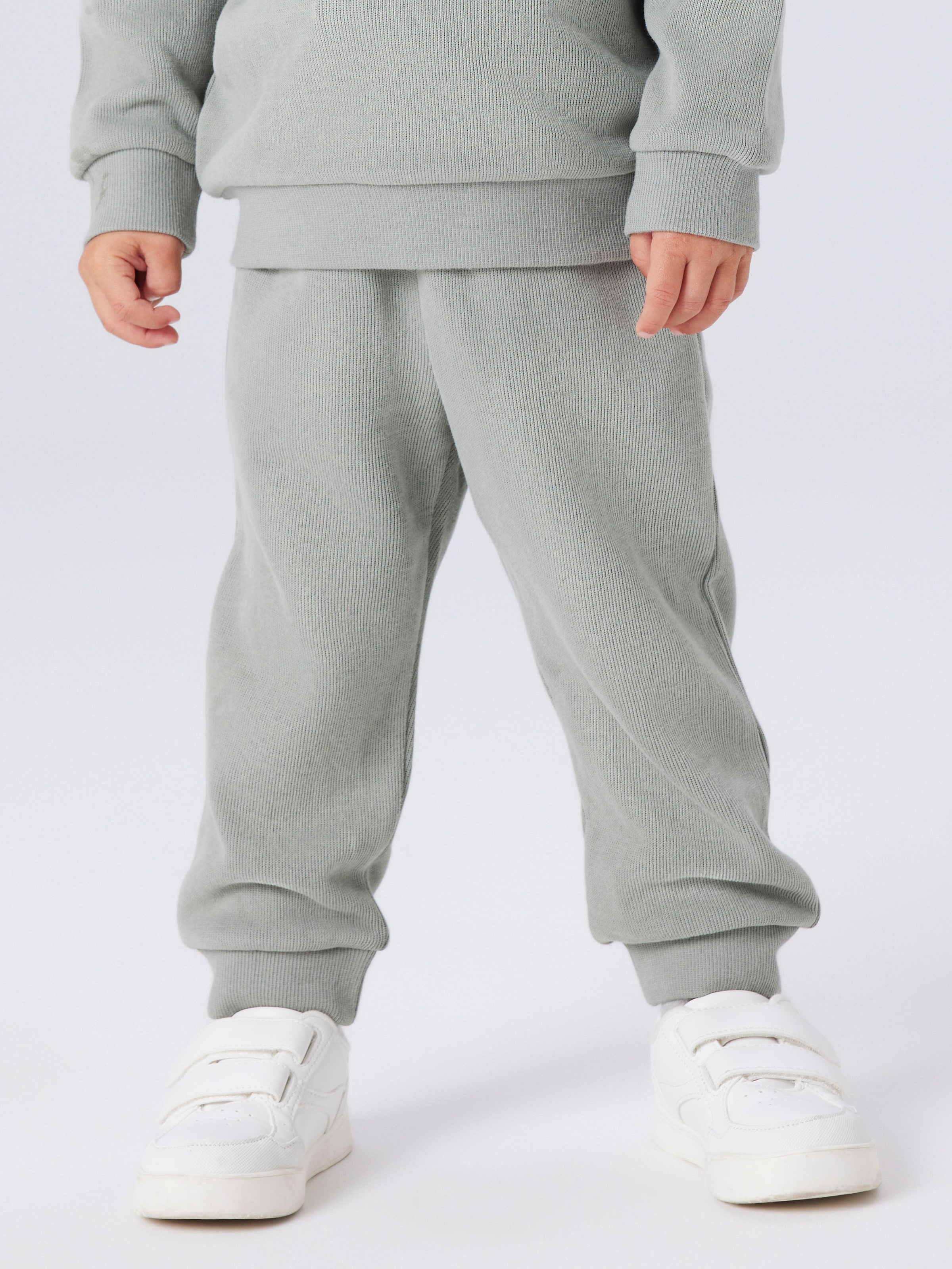 Name It Sweathose "NMMOBEAR NREG SWEAT PANT UNB NOOS"
