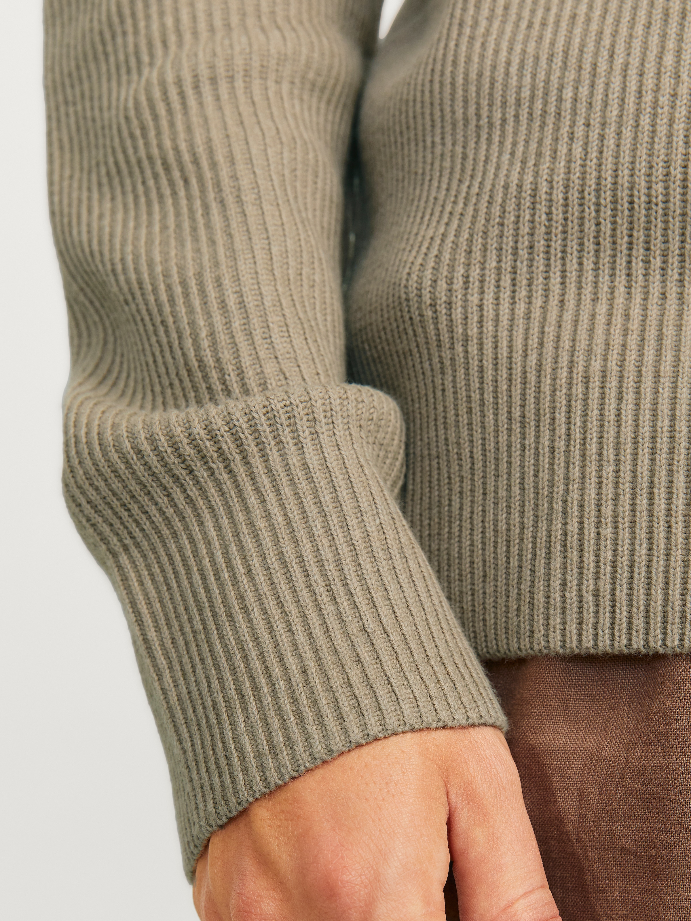 Jack & Jones Rundhalspullover »JJEPERFECT – Pullover mit pflegeleichter Qualität, Structure Fit« unifarben, modisch, regular fit, Strick, Rundhals
