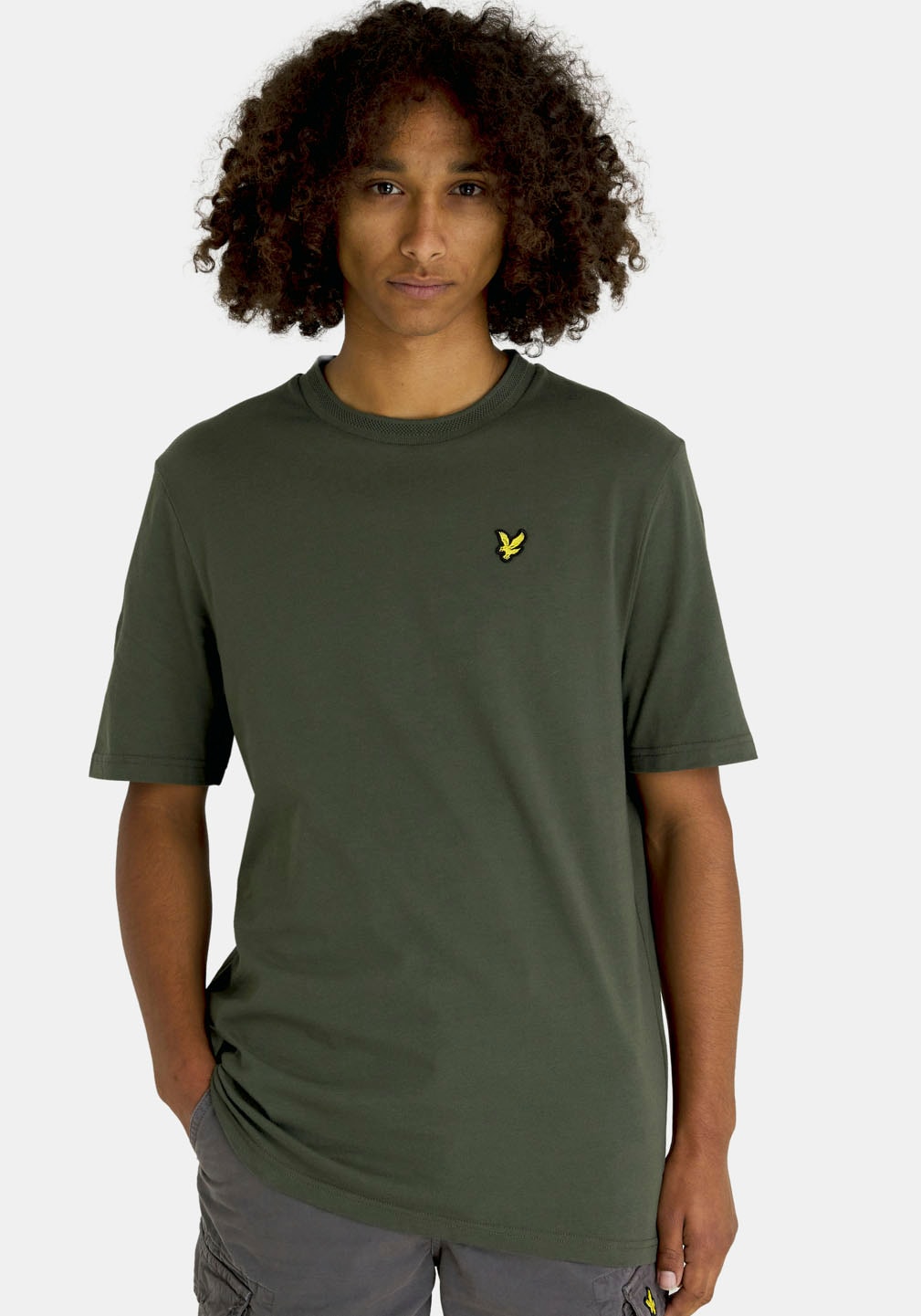 Lyle & Scott T-Shirt, mit Logostickerei auf der Brust