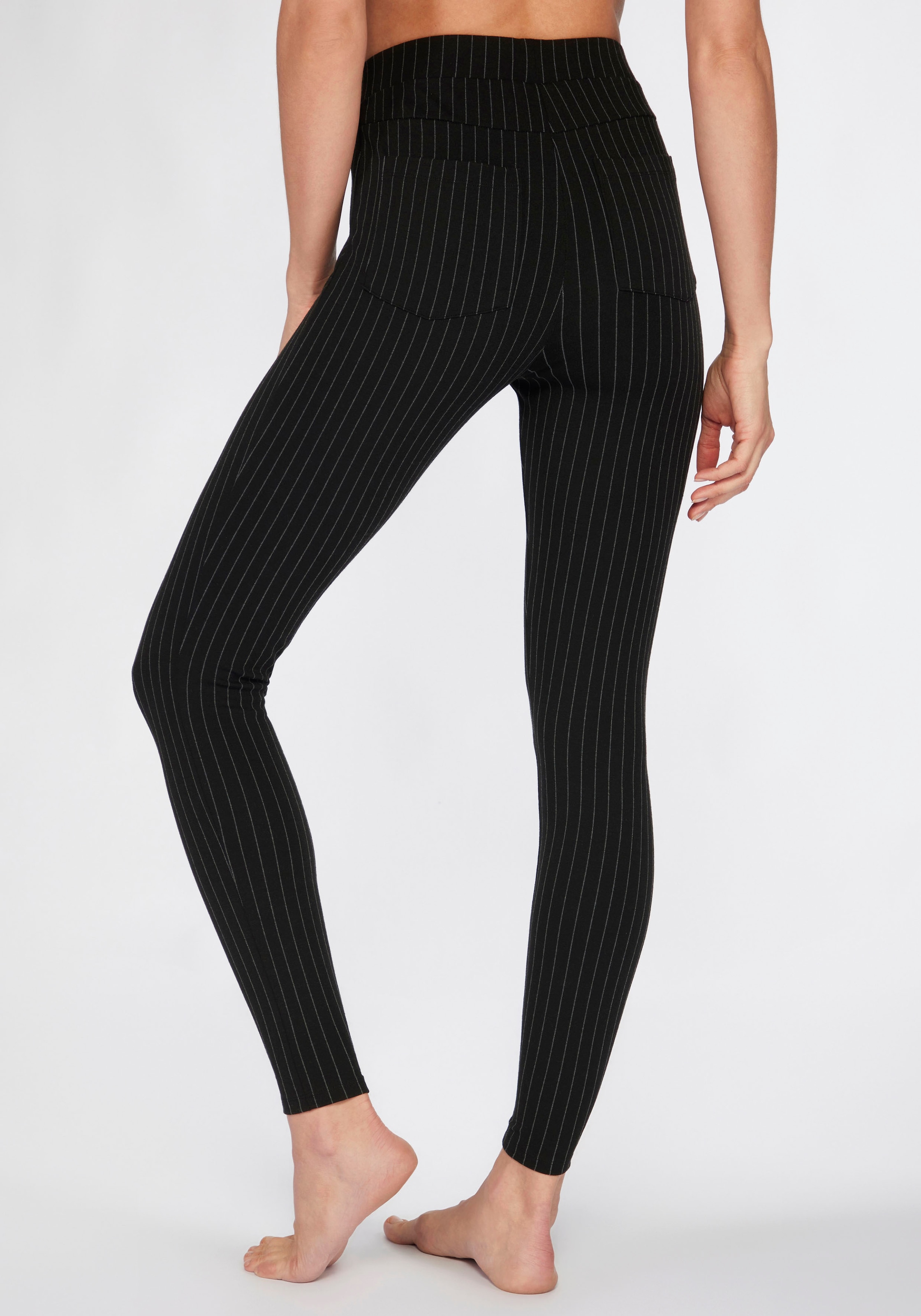 LASCANA Leggings, mit Nadelstreifen