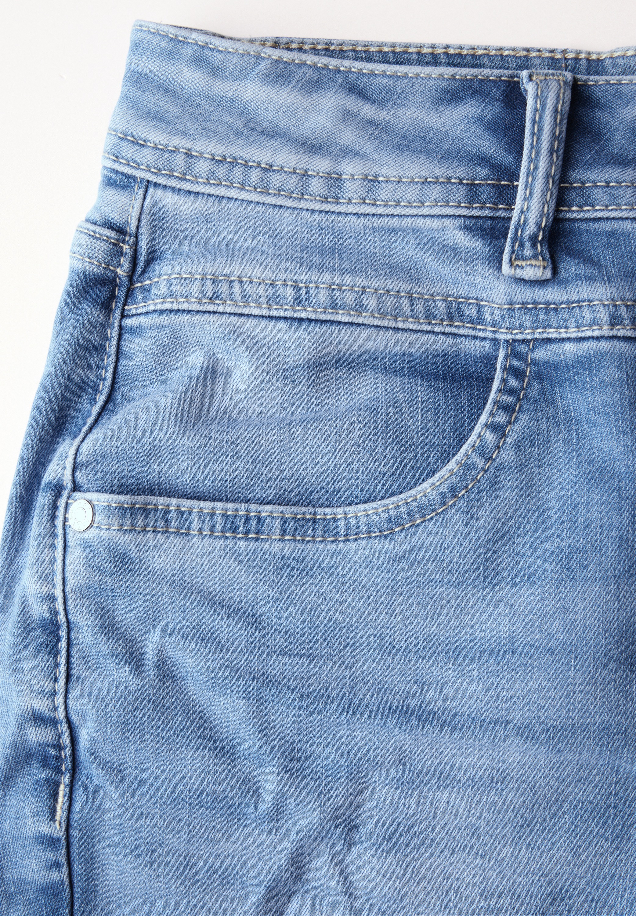 STREET ONE Comfort-fit-Jeans, 4-Pocket Style