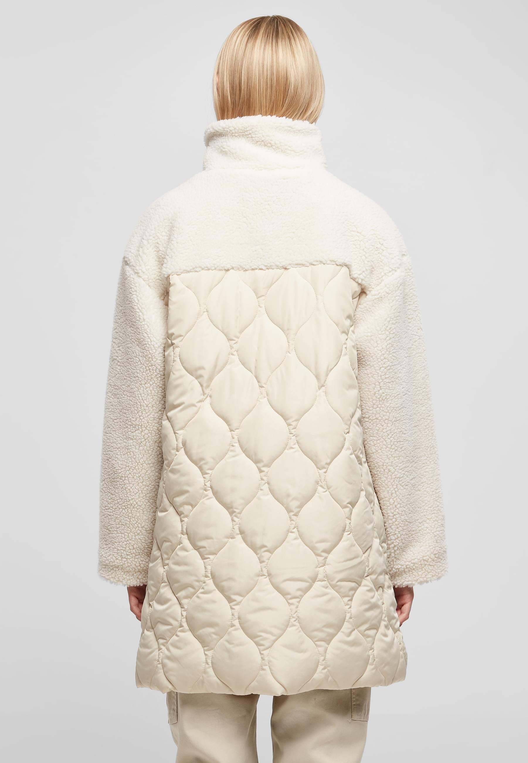 URBAN CLASSICS Winterjacke »Urban Classics Damen Ladies Oversized Sherpa Quilted Coat«, (1 St.), ohne Kapuze