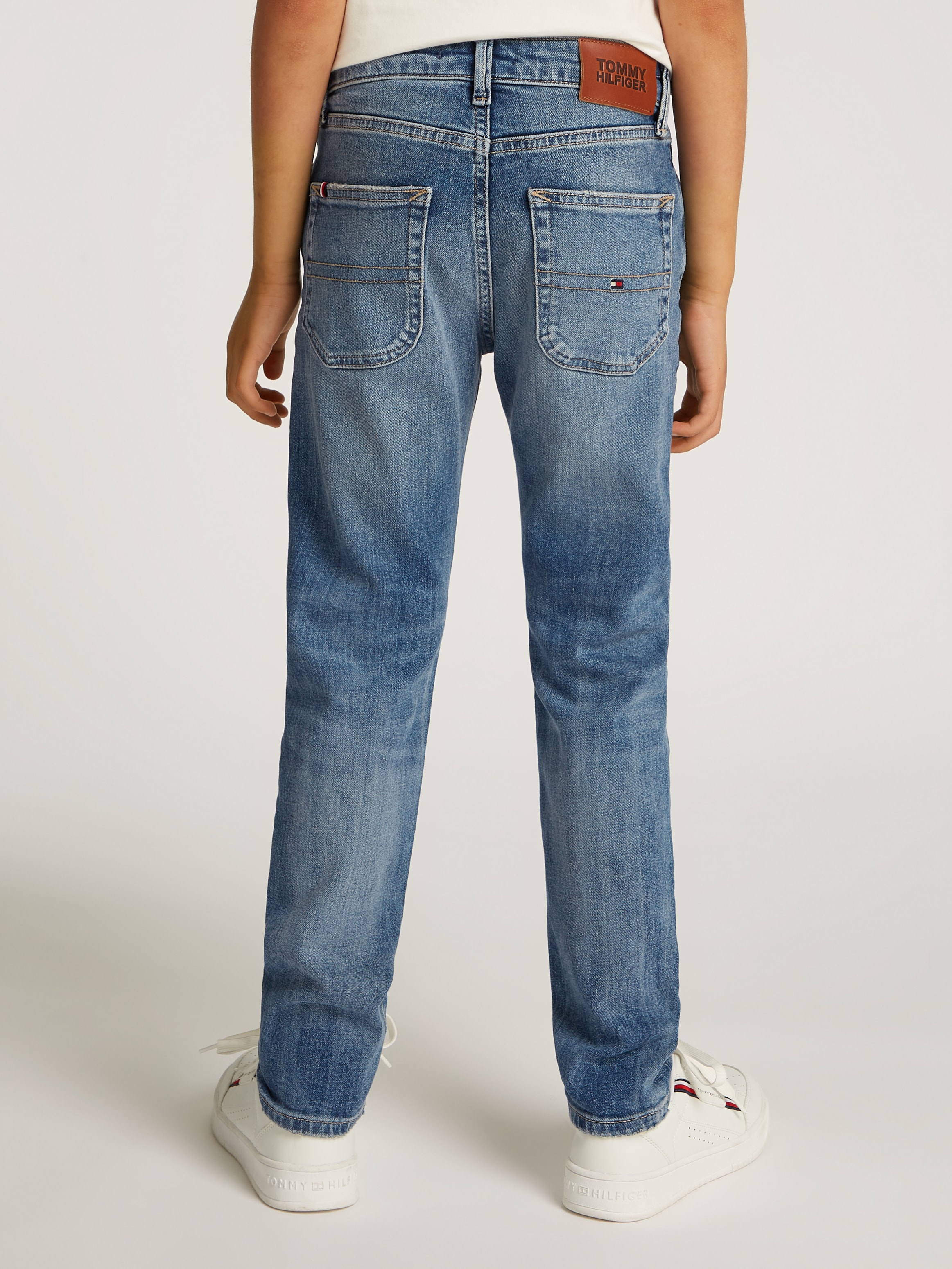 Tommy Hilfiger Straight-Jeans »MODERN STRAIGHT VINTAGE«, im Vintage-Look