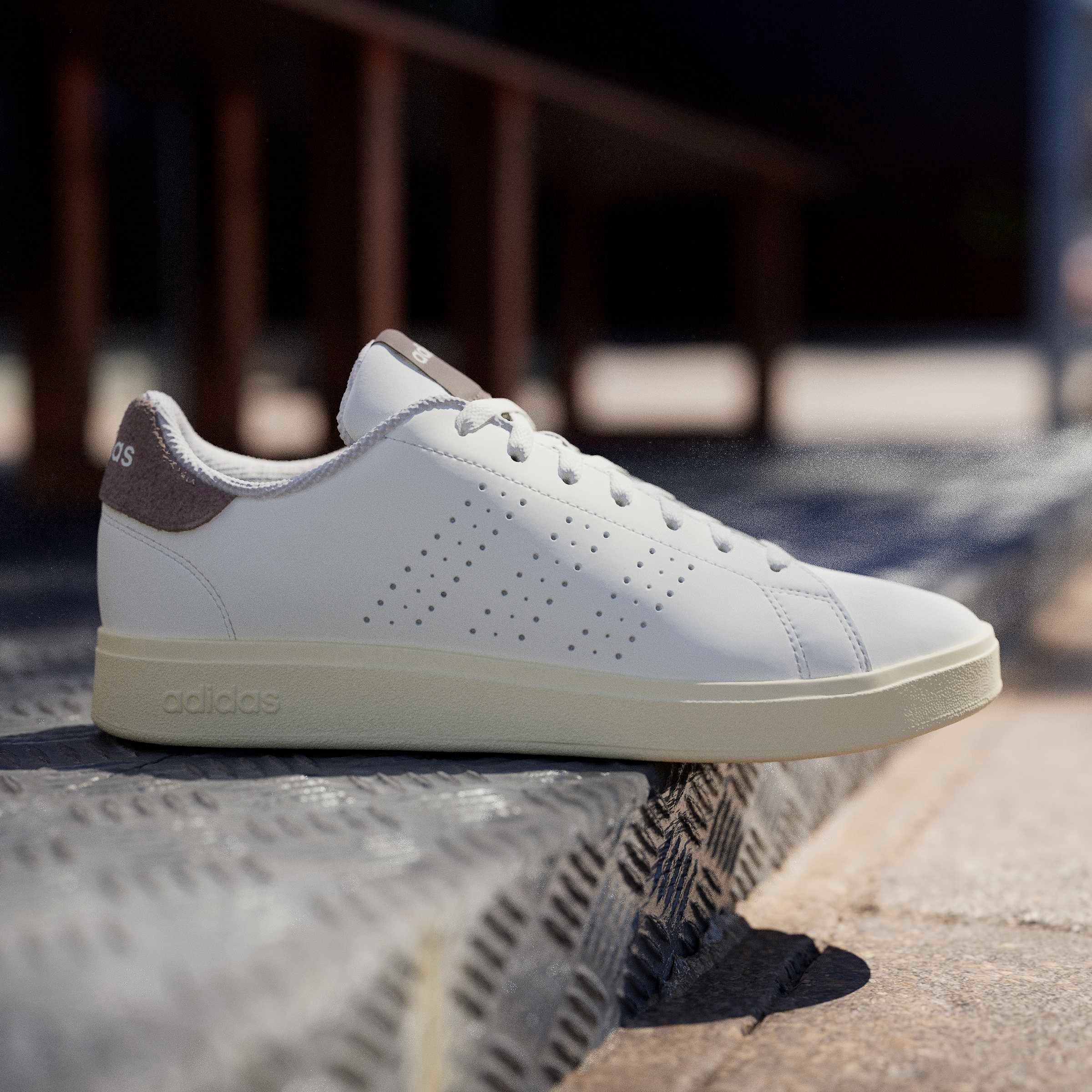 adidas Sportswear Sneaker »ADVANTAGE BASE 2.0«  inspiriert vom Design des adidas stan smith