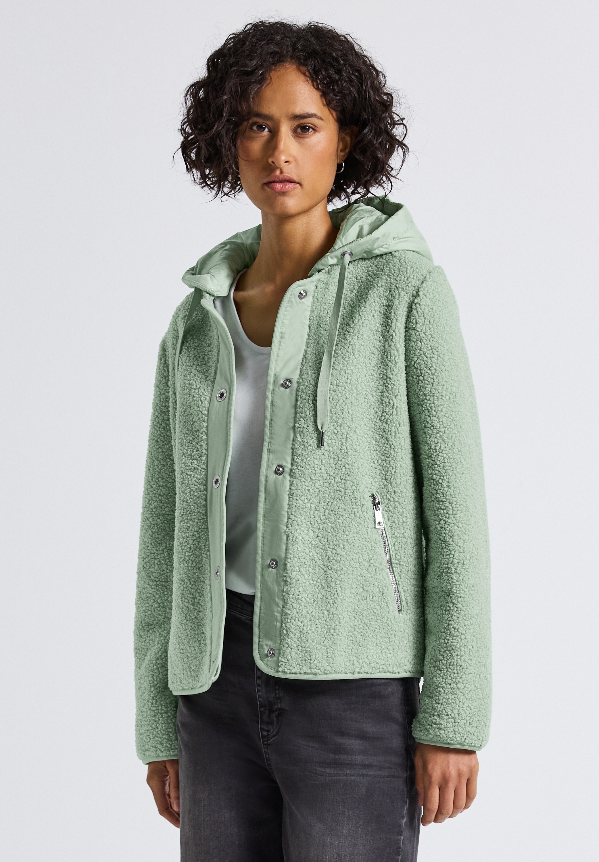 STREET ONE Fellimitatjacke mit Kapuze günstig online kaufen