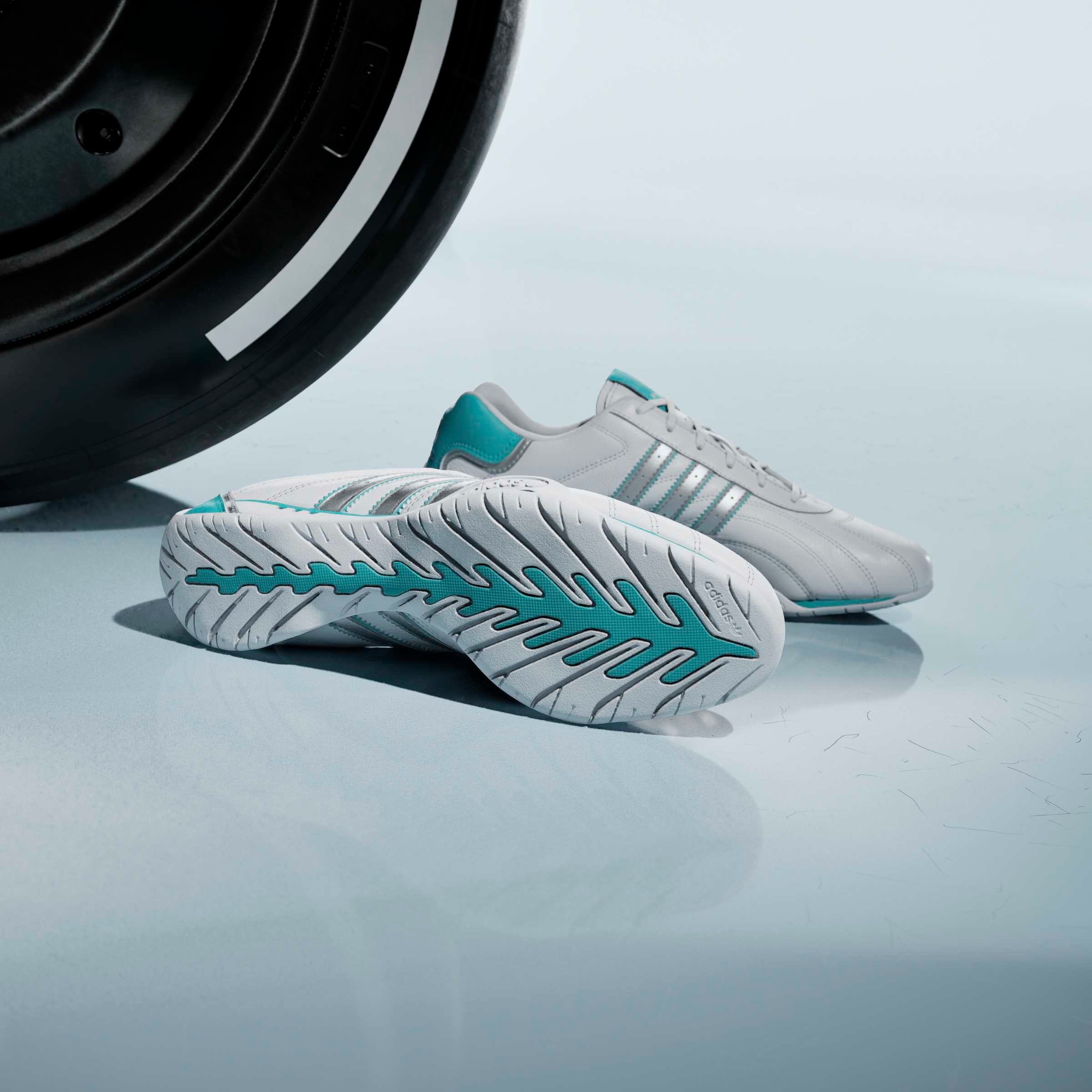 adidas Performance Sneaker »ADIRACER LO MER«