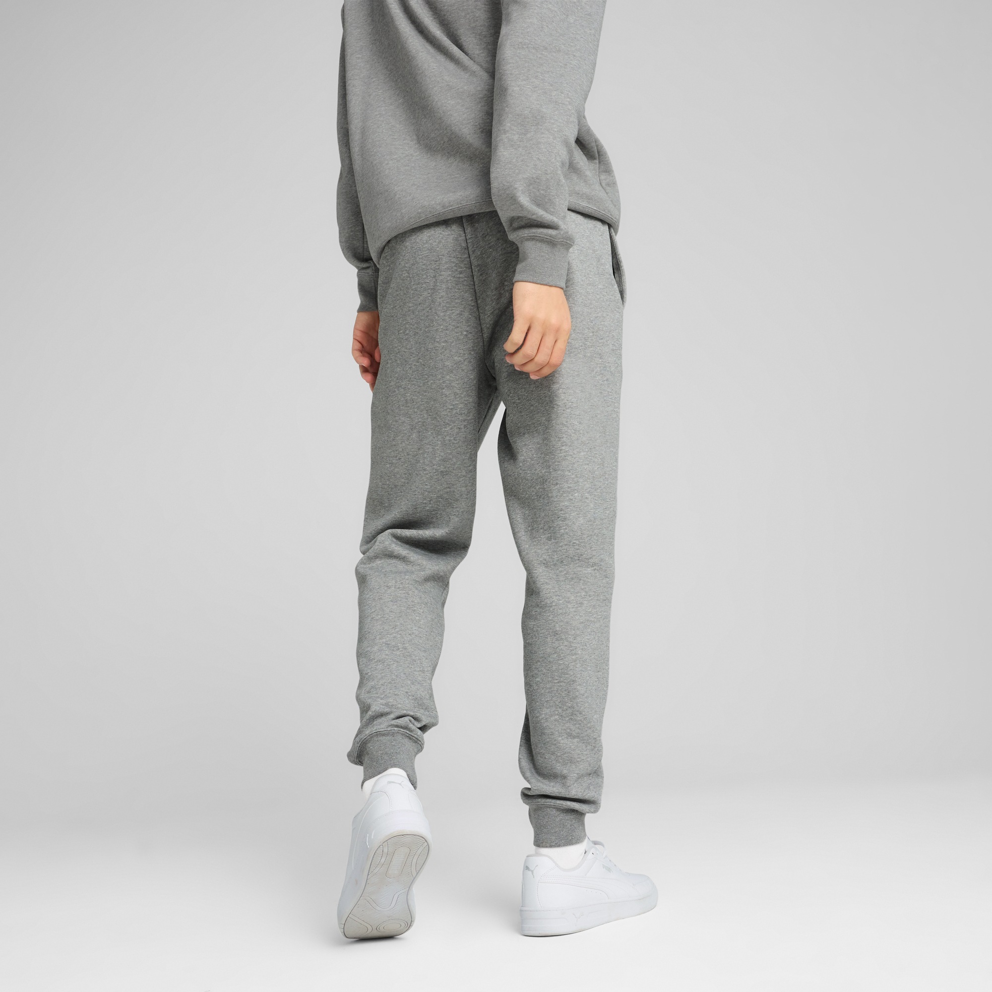 PUMA Trainingshose "ESS NO. 1 LOGO SWEATPANTS FL CL" mit Eingrifftaschen, e günstig online kaufen