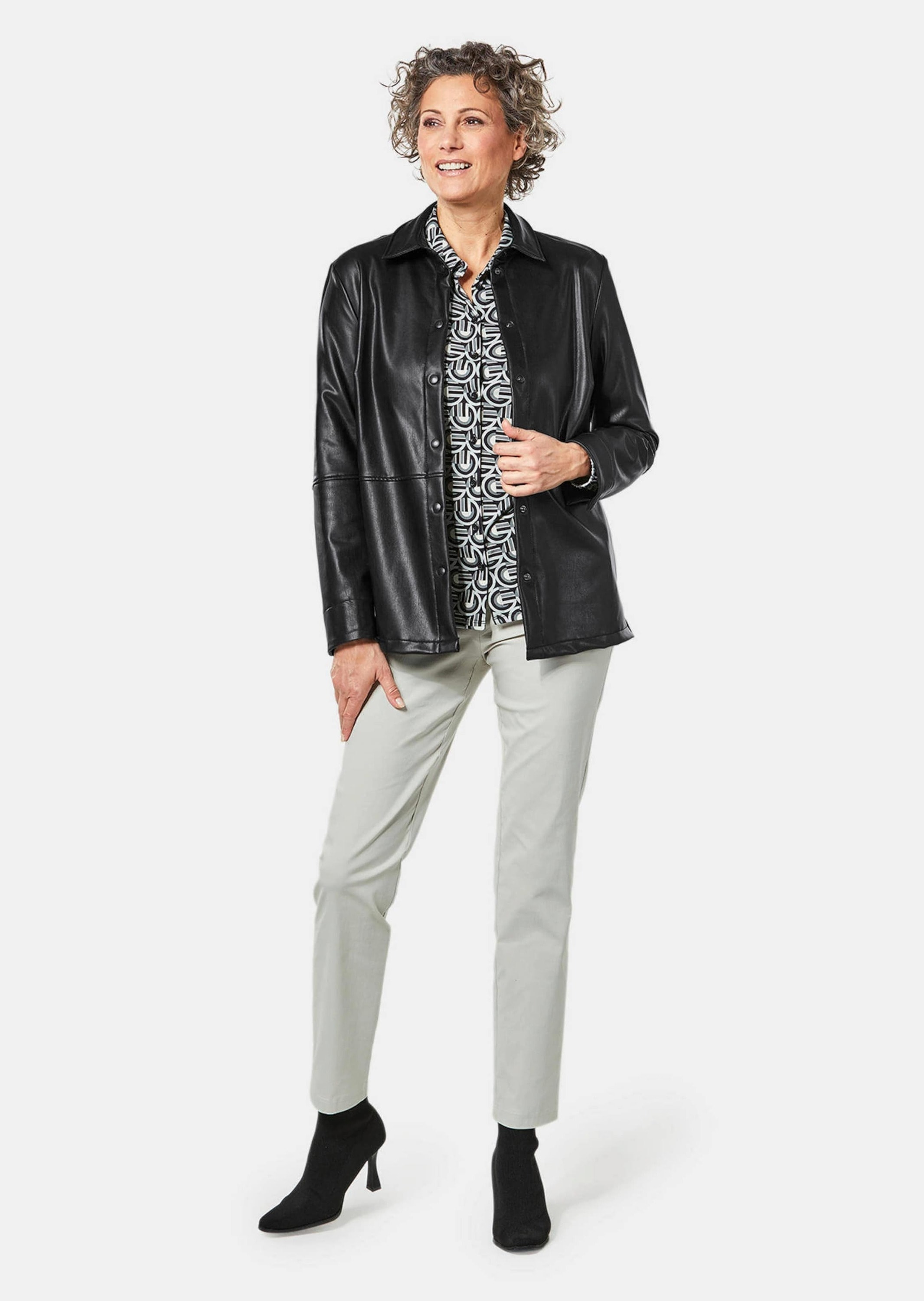 GOLDNER Jackenblazer »Kurzgröße Lässige Blusenjacke in Lederoptik«