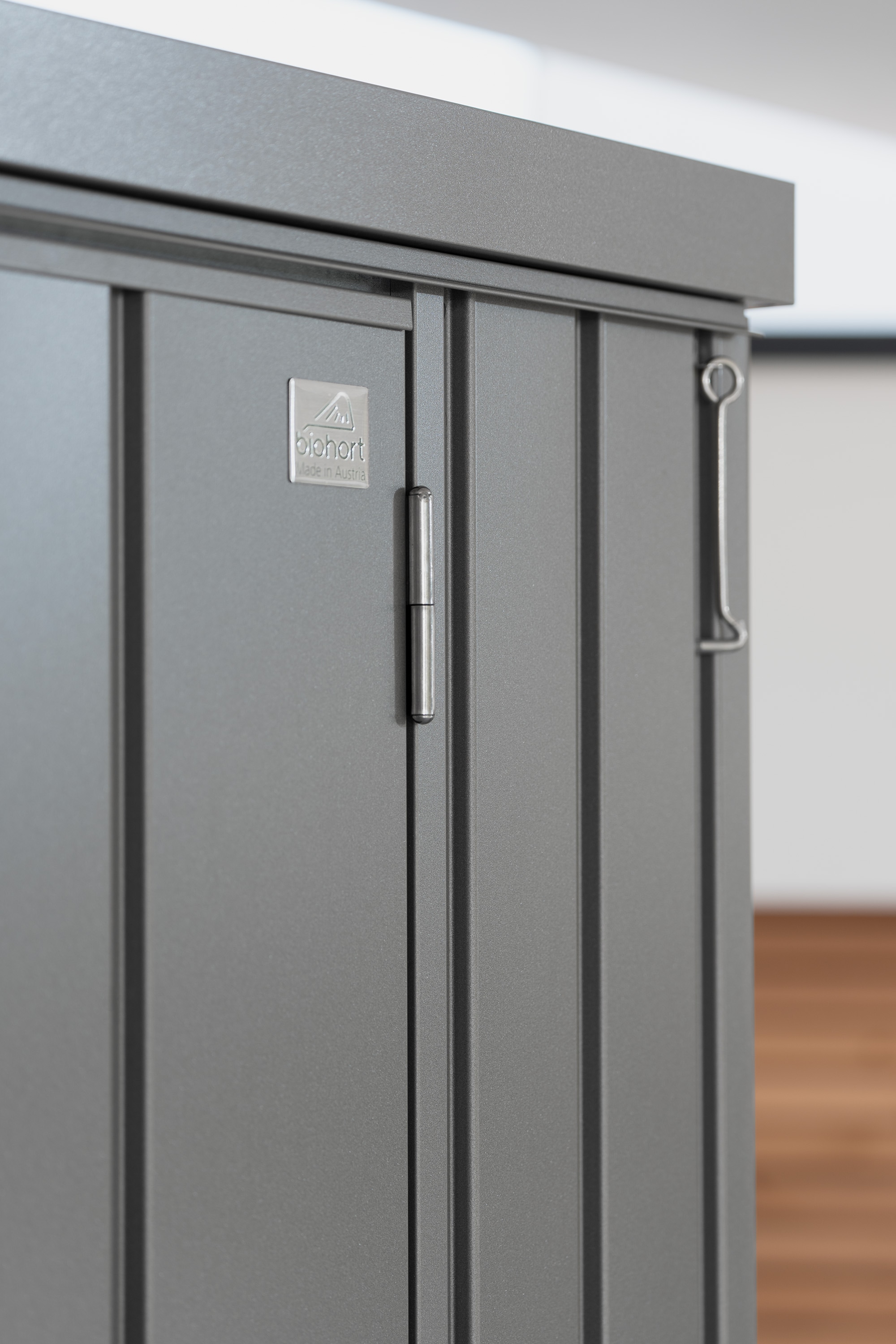 Biohort Garten-Geräteschrank »Gr. 150, verschiedene Farben«, aus Metall mit hohem Nutzwert