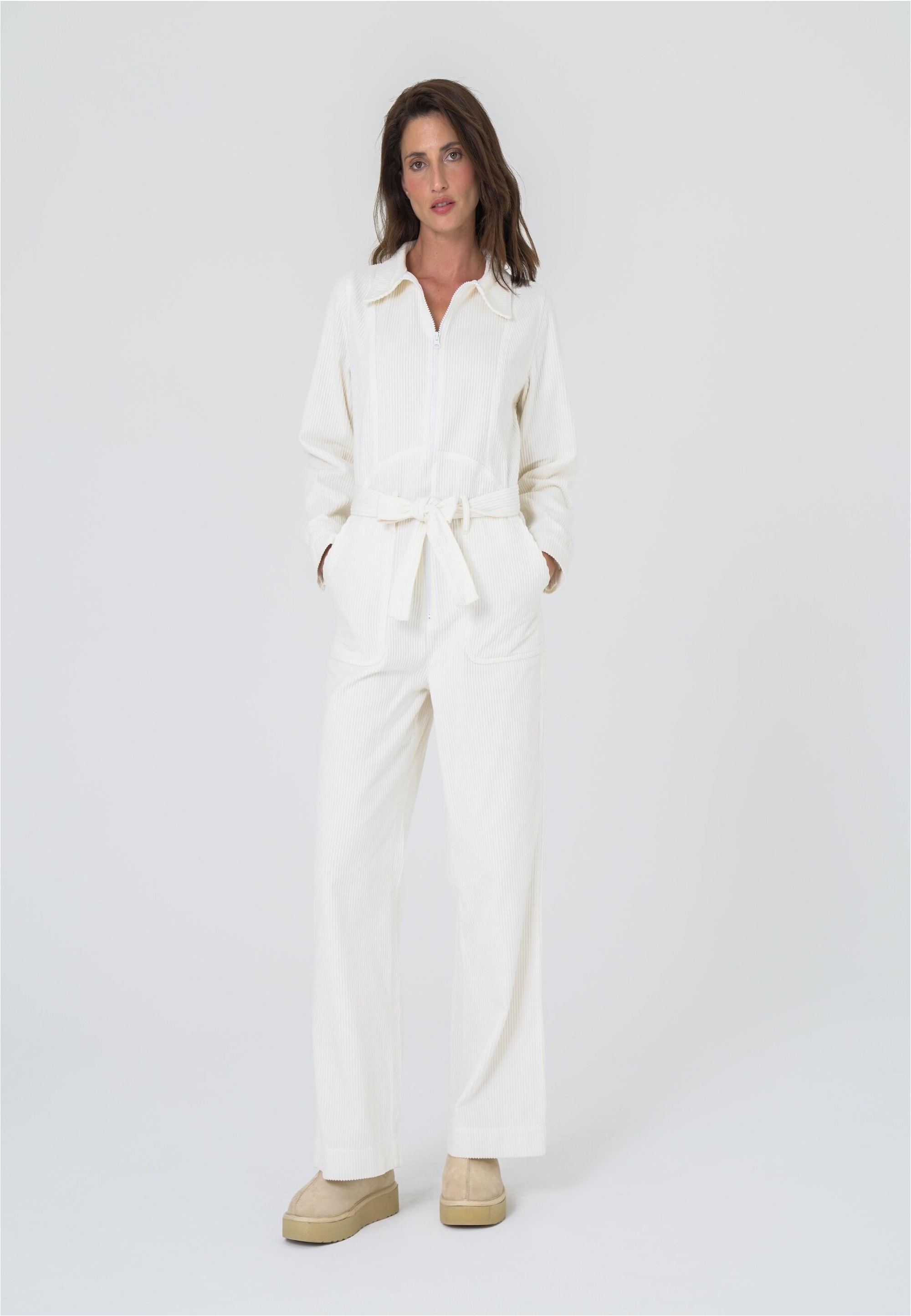 freshlions Jumpsuit "Gabriela", (1 tlg.), mit Bindeband in der Taille günstig online kaufen