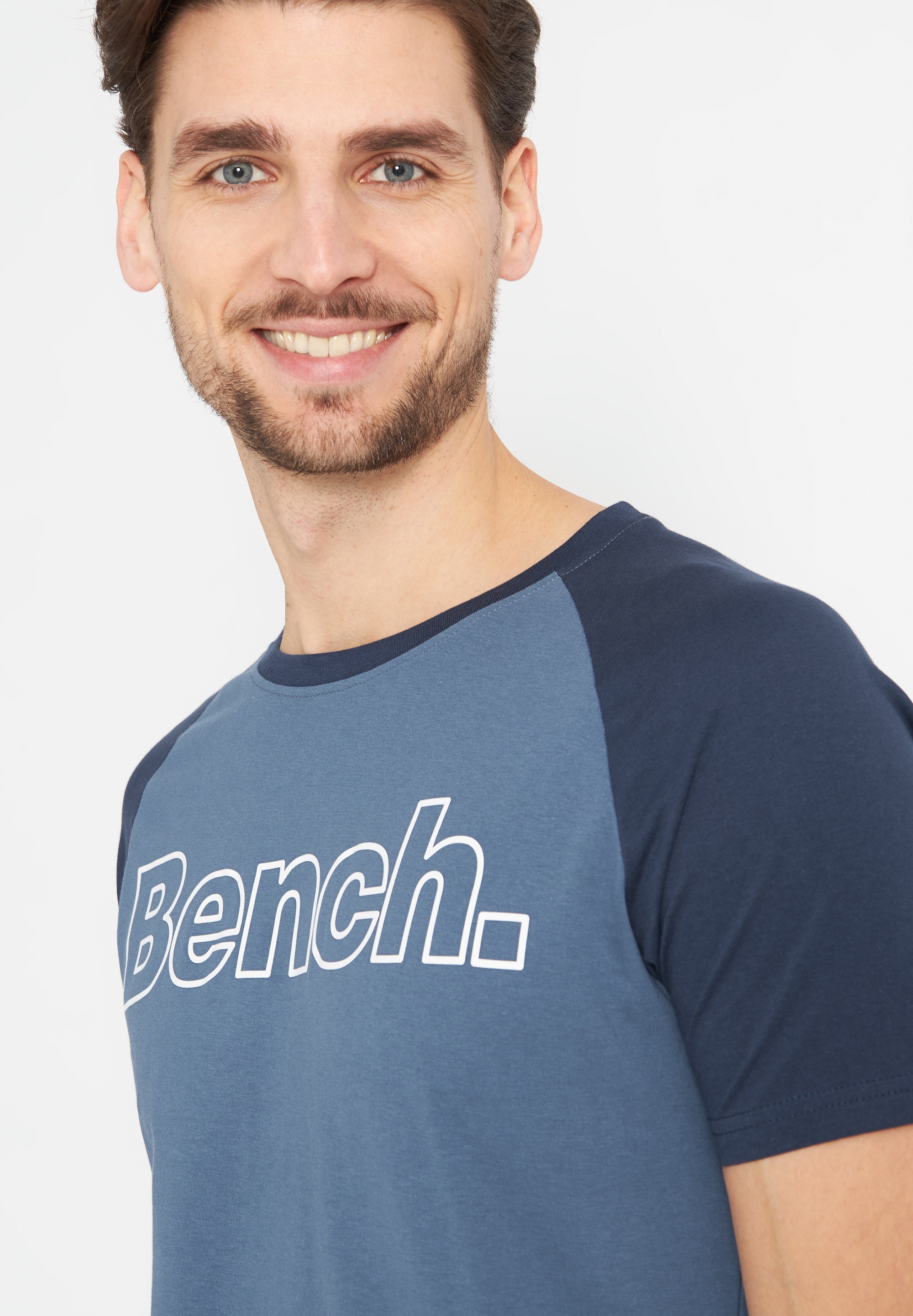 Bench. T-Shirt BAUR Keine | Angabe für ▷ »Rockwell«