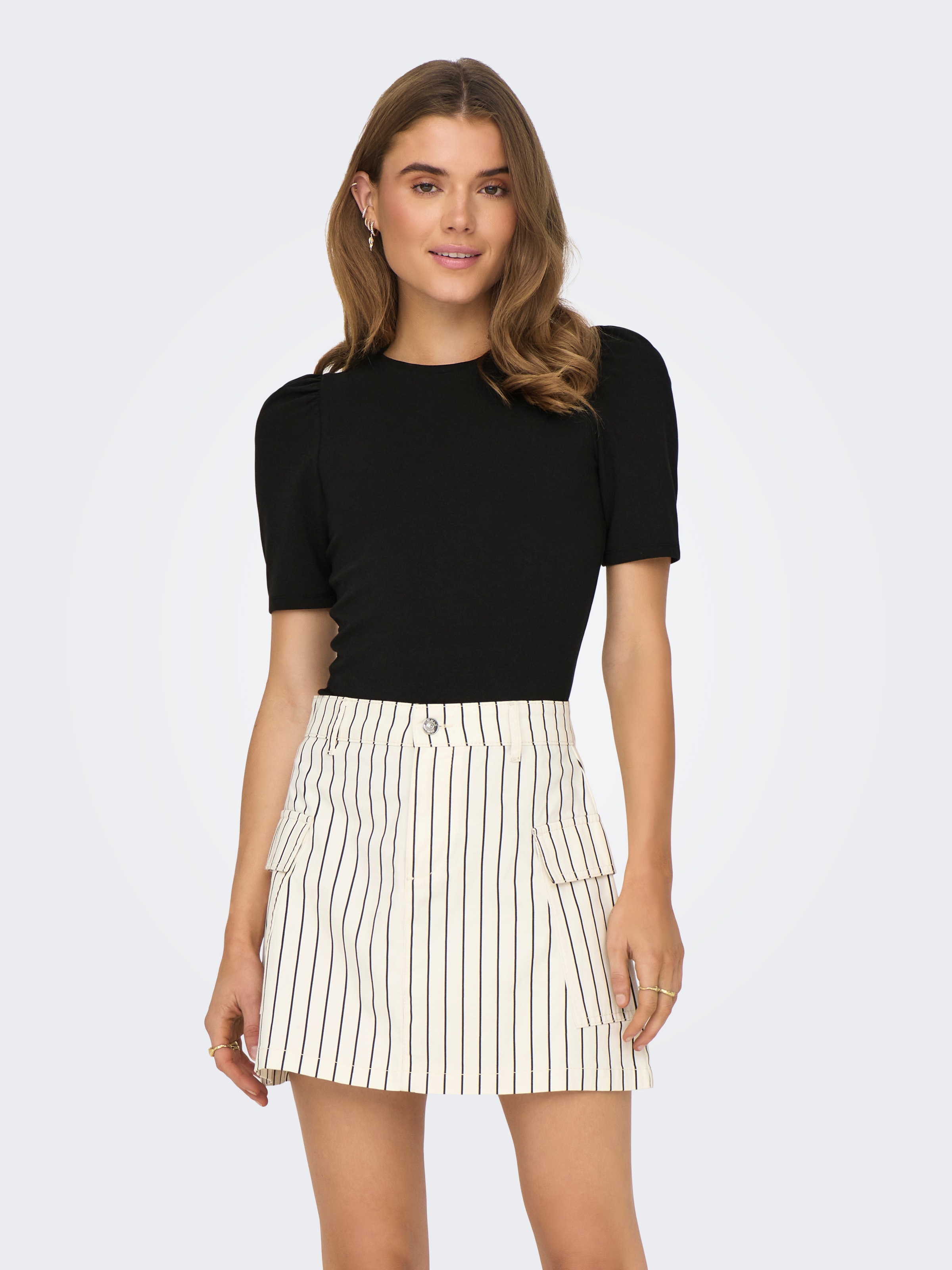 ONLY Kurzarmshirt "ONLLIVE LOVE 2/4 PUFFTOP JRS NOOS" günstig online kaufen