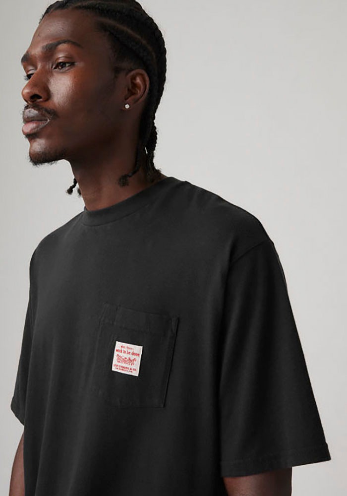 T-Shirt LEVI'S "Workwear Tee", Herren, Gr. S, schwarz (meteorite), Jersey, Obermaterial: 100% Baumwolle, unifarben, oversize hüftbedeckend, Rundhals, Shirts T-Shirt, mit aufgesetzter Tasche 3