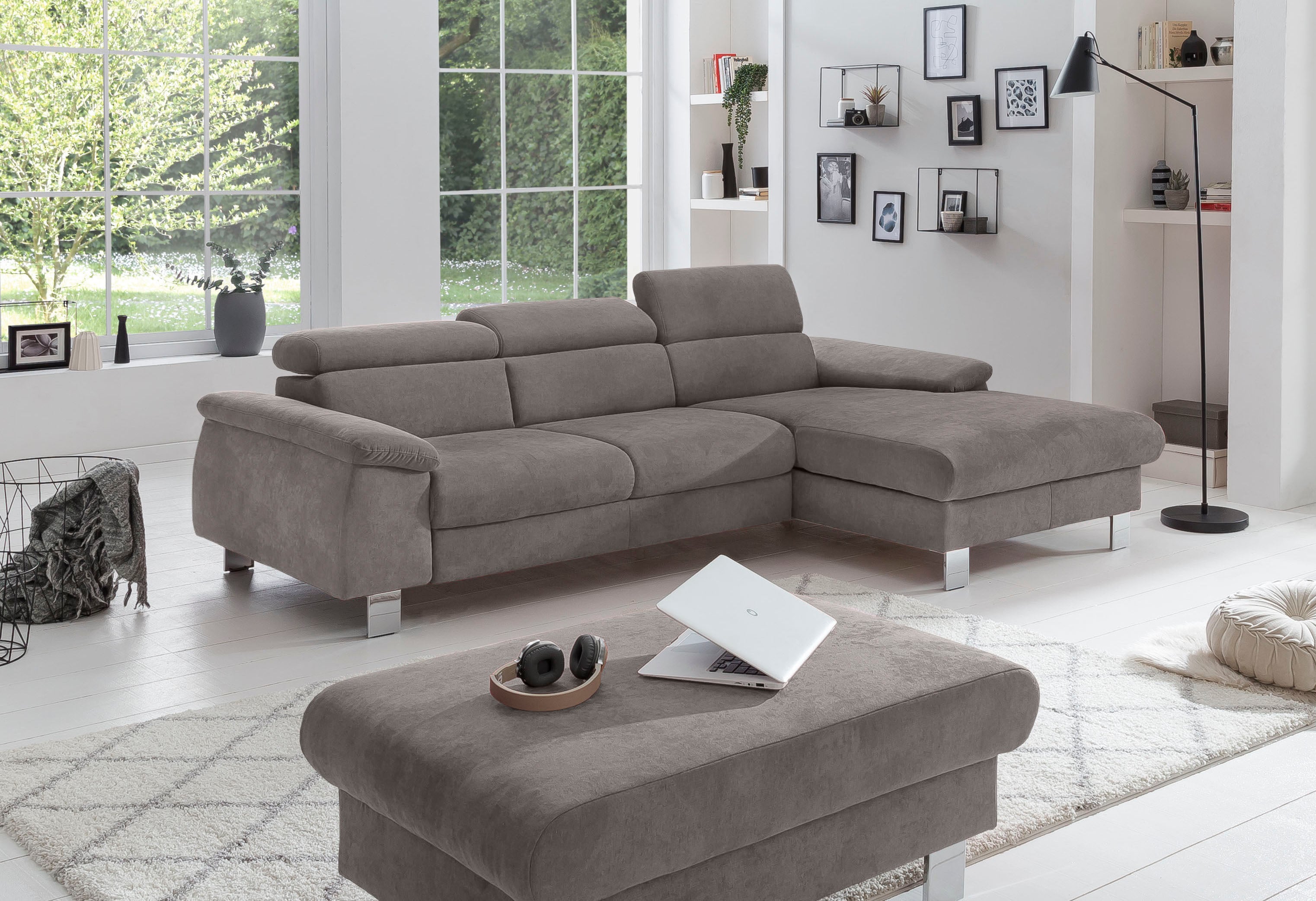 COTTA Ecksofa "Komaris L-Form, B: 244 cm" mit Kopfteilverstellung, optional Schlaffunktion, Bettkasten & Licht