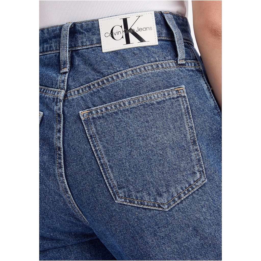 Calvin Klein Jeans Mom-Jeans, mit 4-Knopf-Form-Verschluss