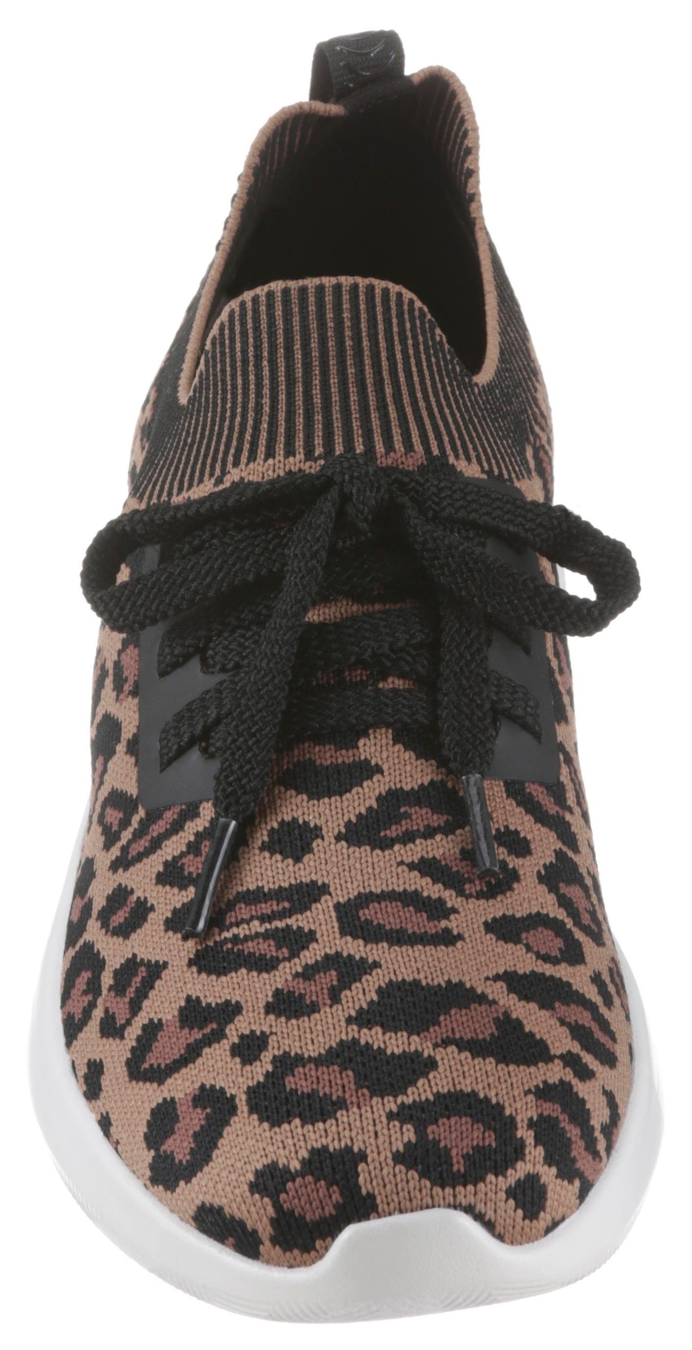 skechers troop tiger