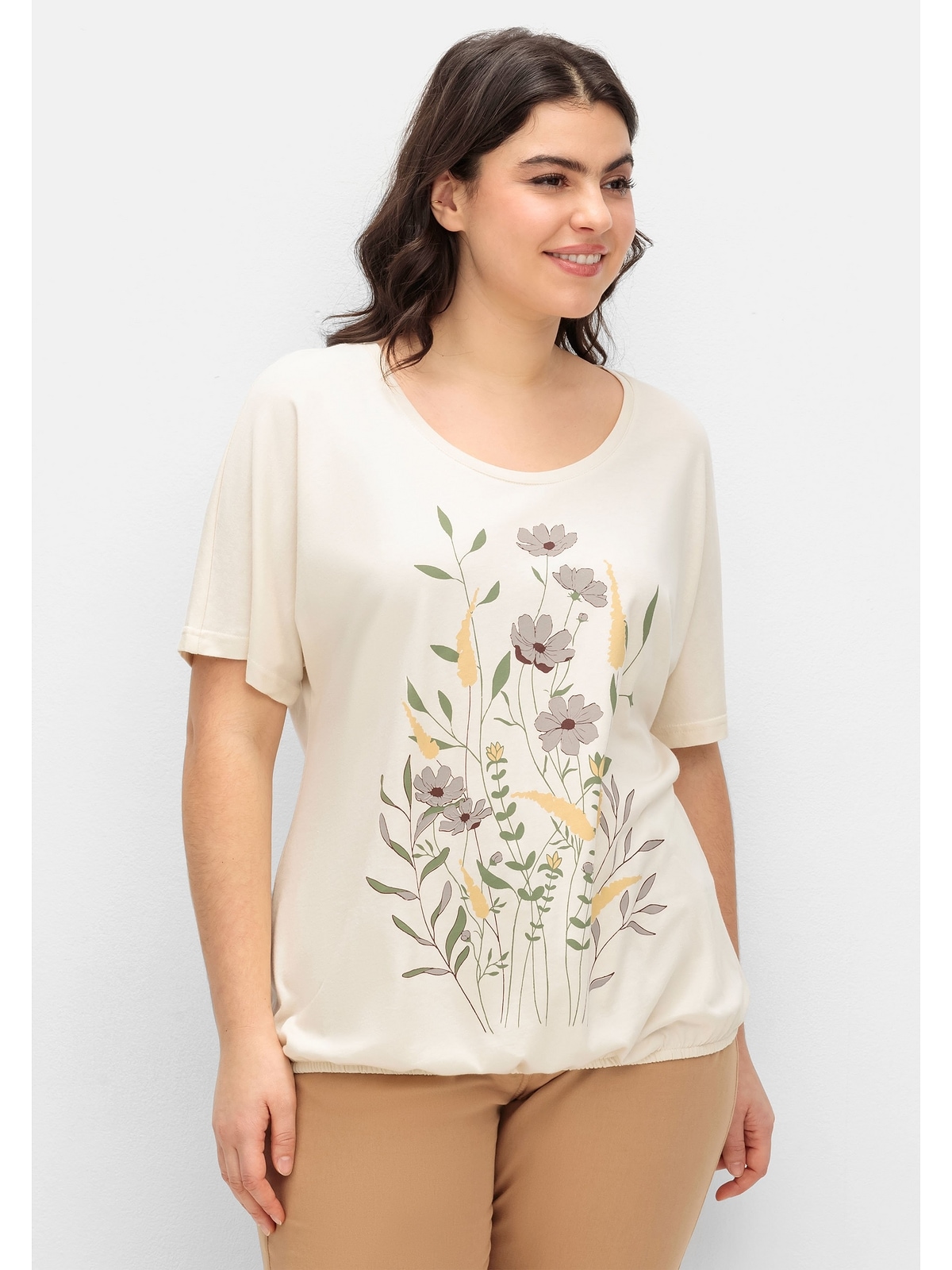 Sheego Rundhalsshirt "Große Größen", mit Blumen-Frontprint günstig online kaufen