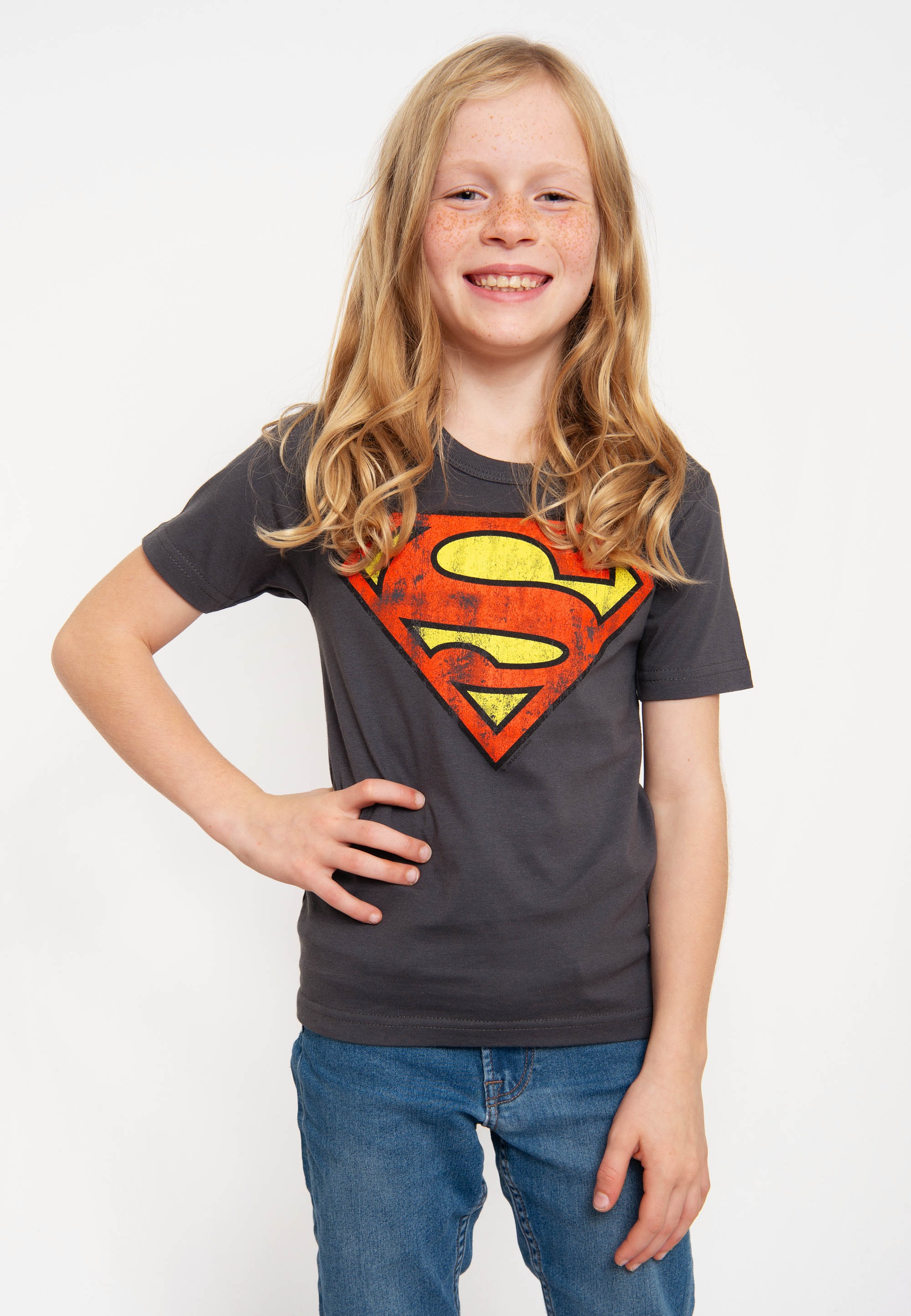 | kaufen lizenziertem – mit Print Superman«, LOGOSHIRT »DC Comics BAUR online T-Shirt