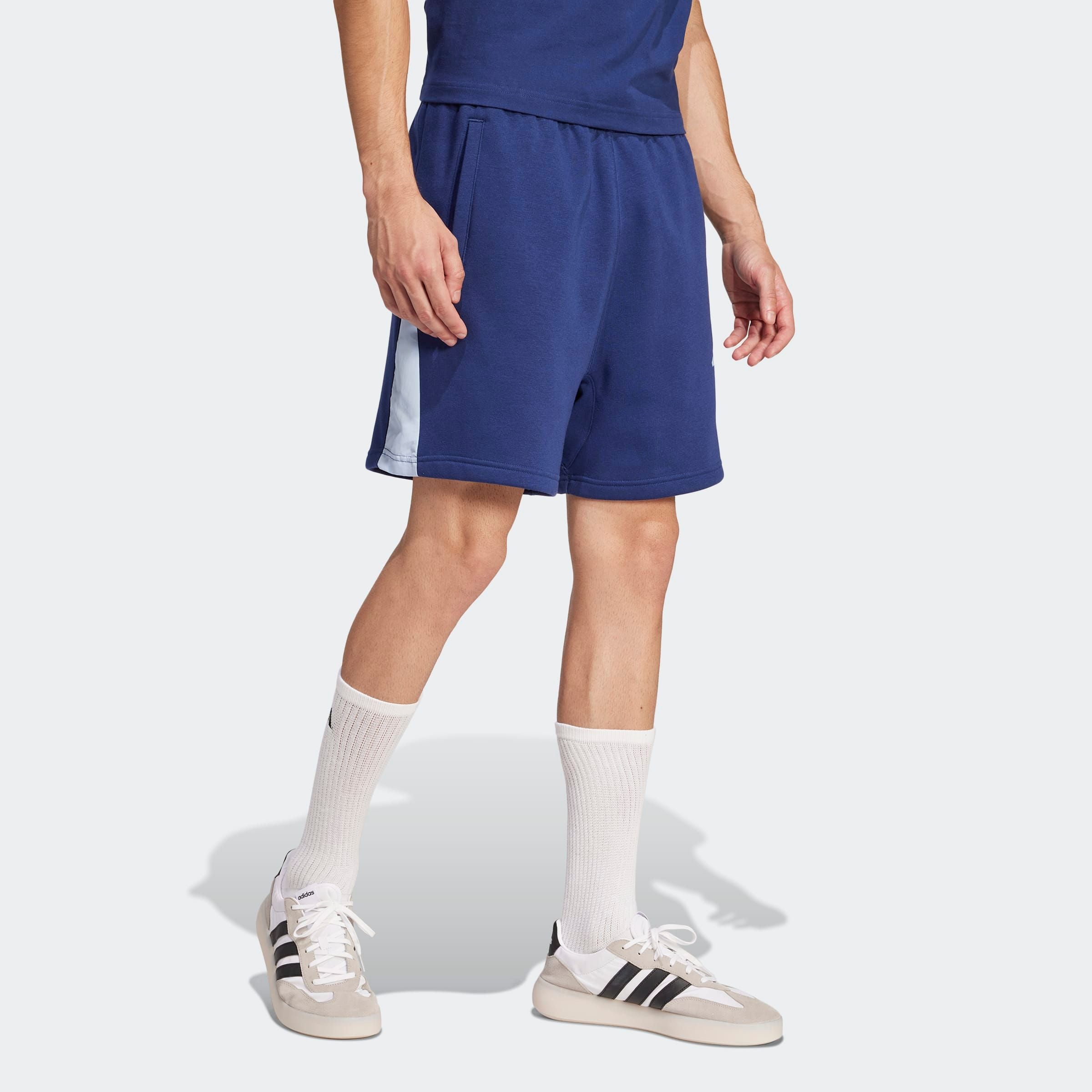 Herren Shorts "M ESS CB SHO", blau, Gr. L, ADIDAS SPORTSWEAR, Obermaterial: 55% Baumwolle, 36% Polyester, 9% Viskose, Hosen