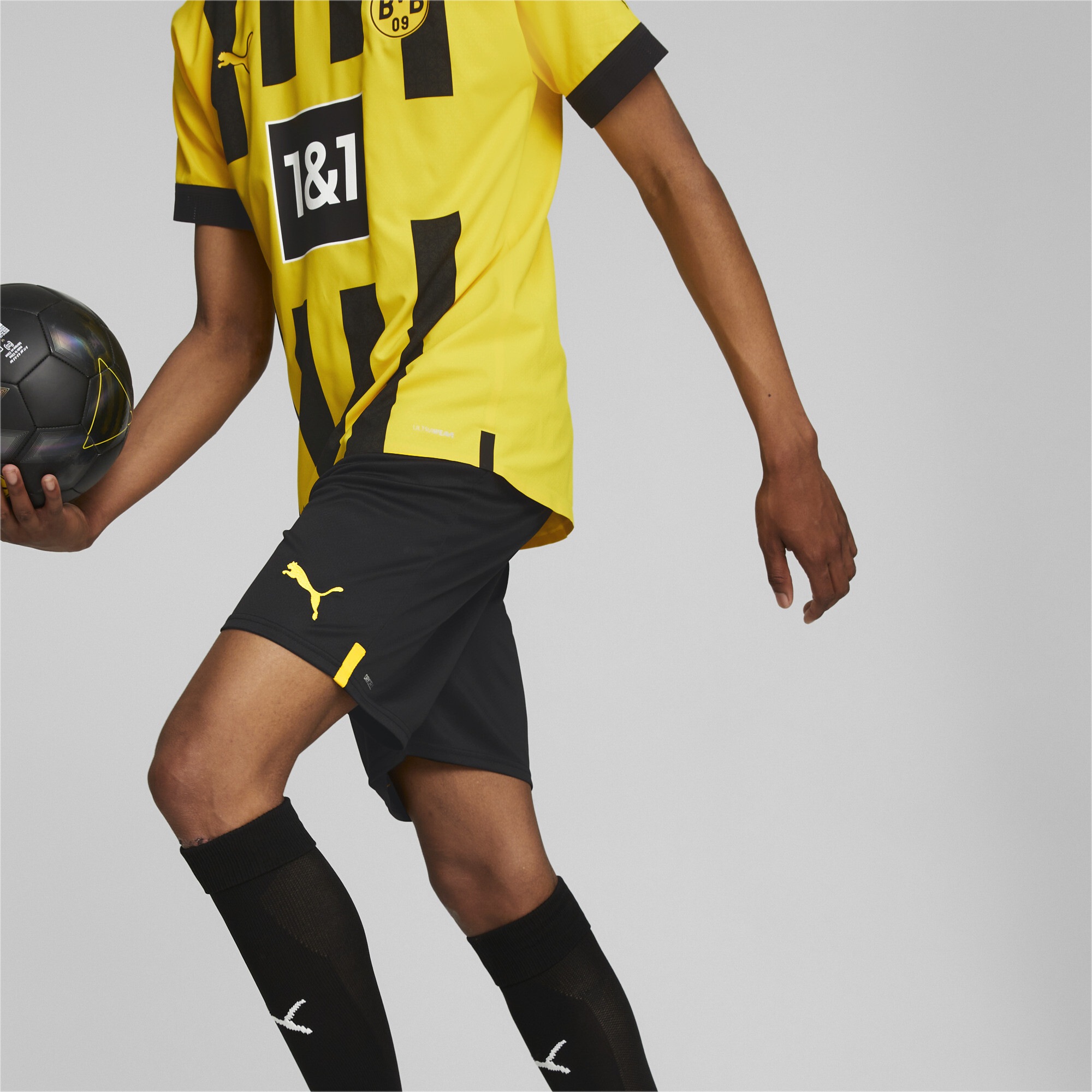 PUMA Shorts »Borussia Dortmund 22/23 Shorts für Herren Regular«