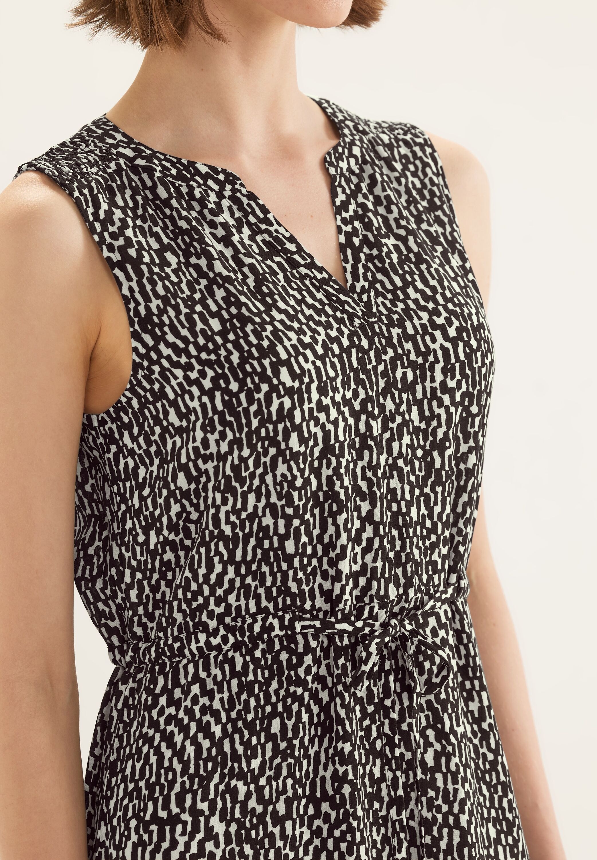 STREET ONE Maxikleid, mit Leo-Muster