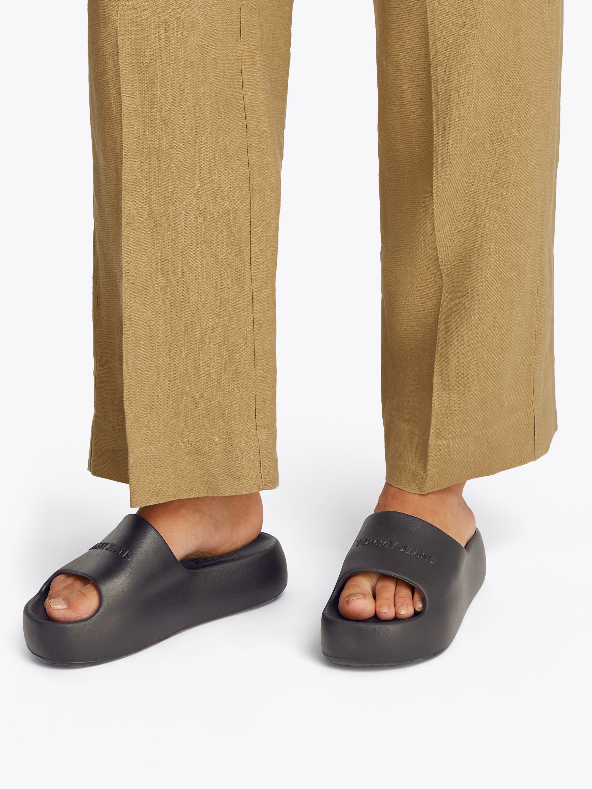 Tommy Jeans Pantolette "TJW CHUNKY POOL SLIDE ESS", Plateau, Sommerschuh, S günstig online kaufen