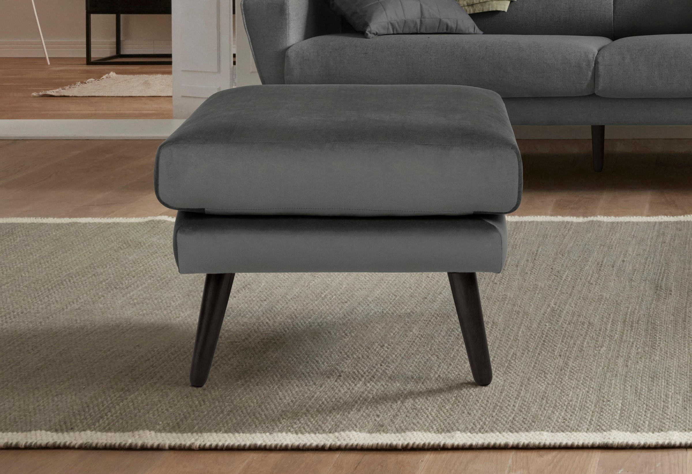 OTTO home Hocker "Bille" mit Eiche-Beinen, Design by Morten Georgsen günstig online kaufen