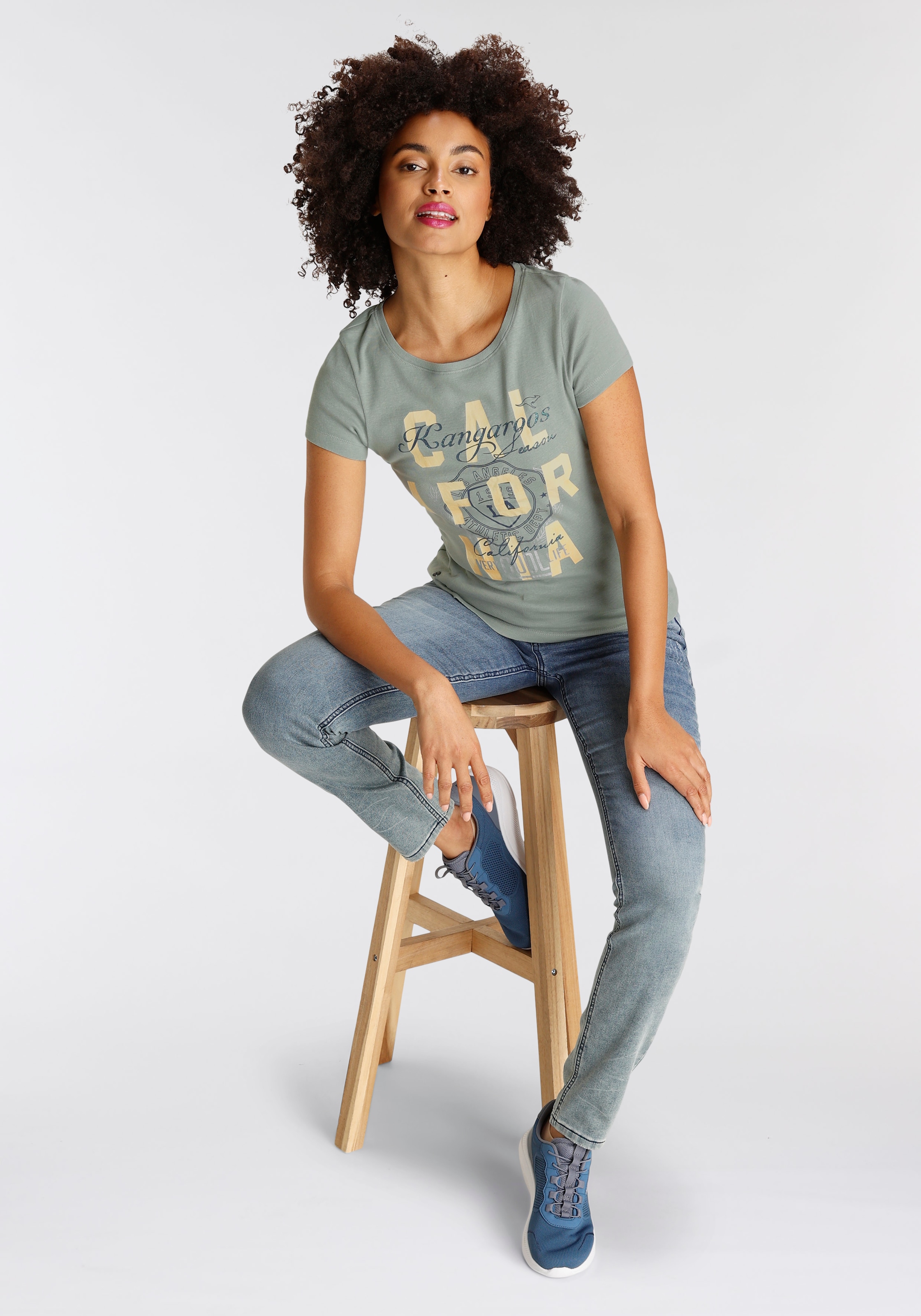 bestellen | Print-Shirt, California-Style NEUE - KOLLEKTION KangaROOS im mit für Logodruck BAUR