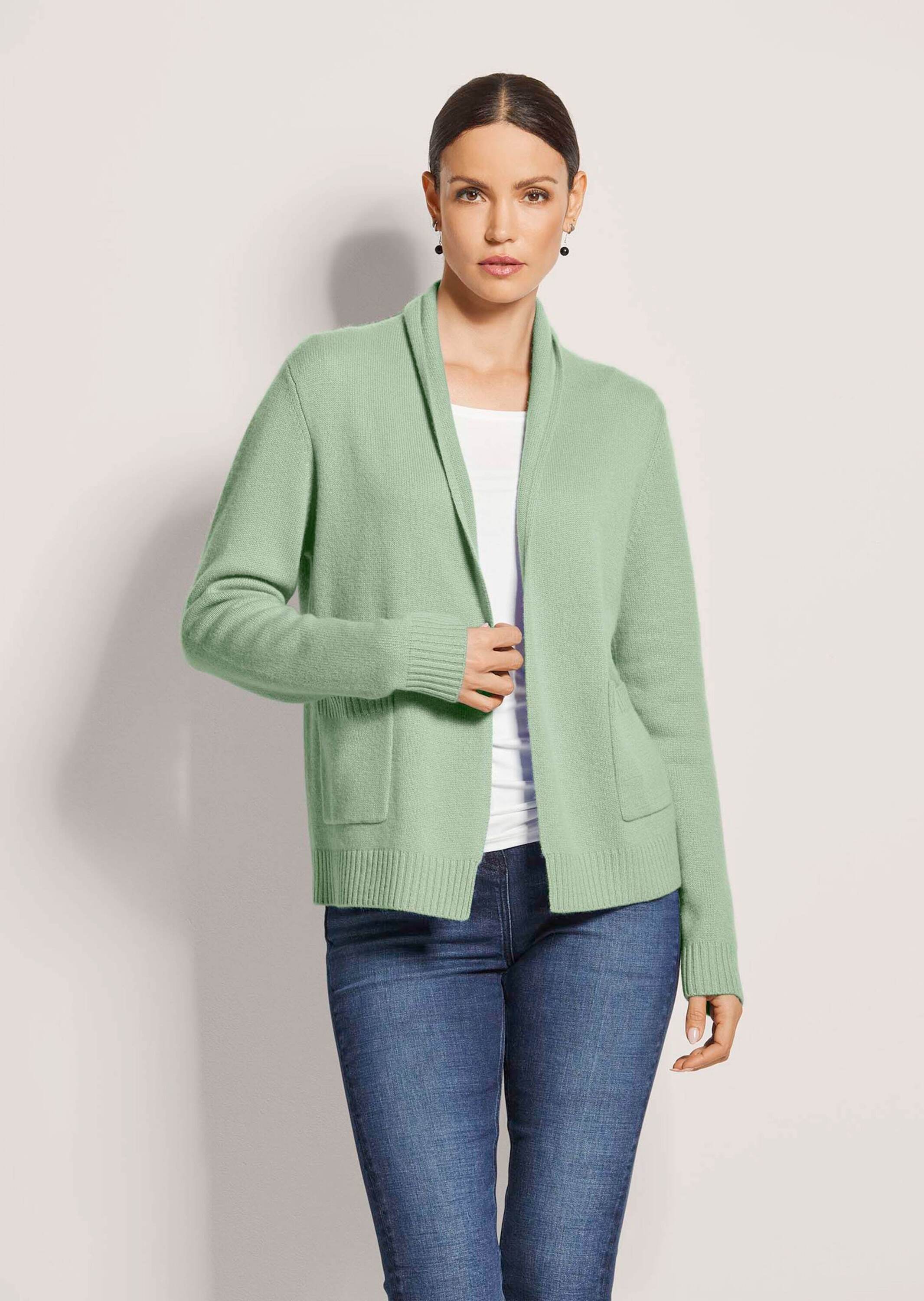 Thumbnail - MADELEINE Strickjacke "Strickjacke Verkürzte Schurwolljacke mit Stehkragen" verschlusslose Form