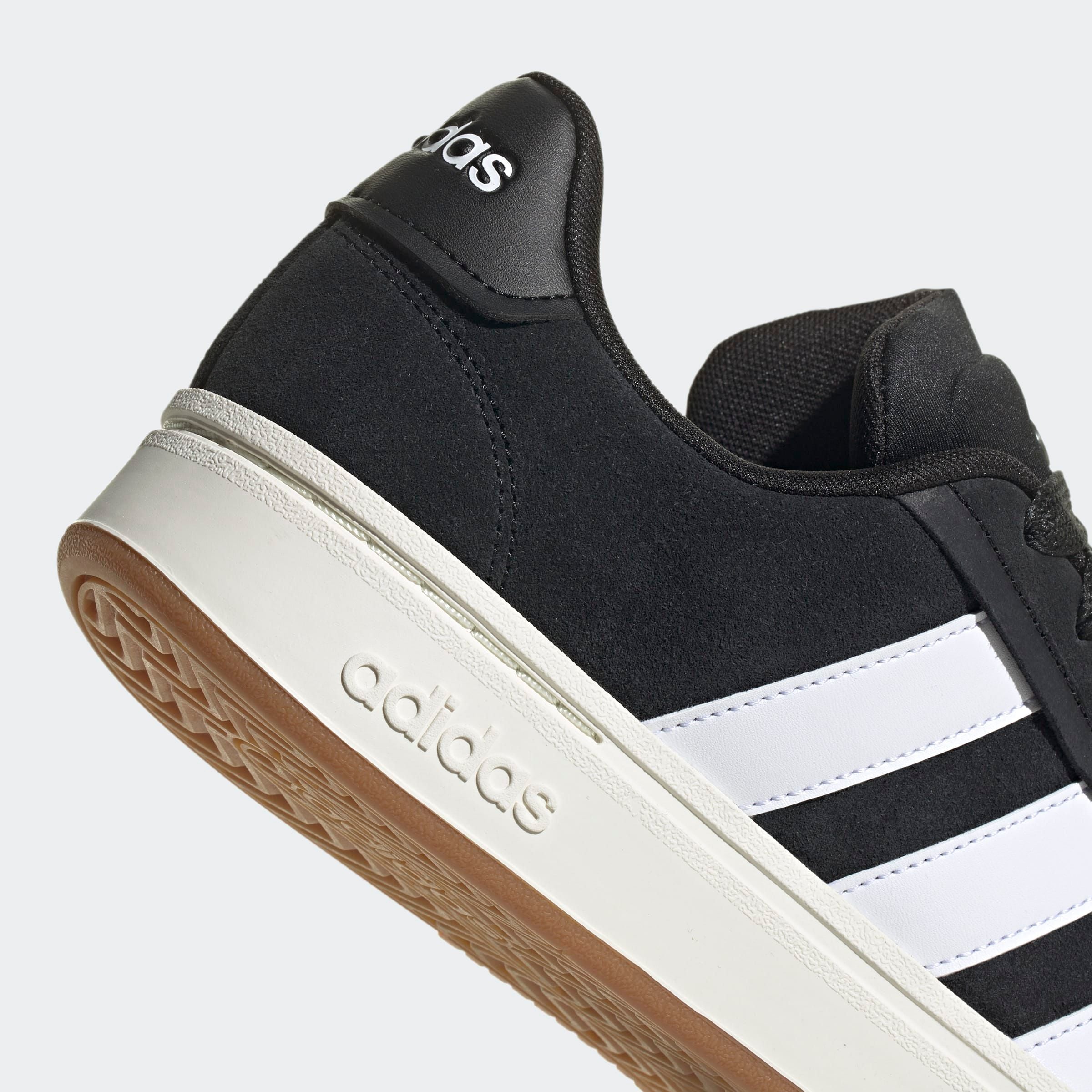 adidas Sportswear Sneaker »GRAND COURT ALPHA«, Design inspiriert vom adidas Campus 00