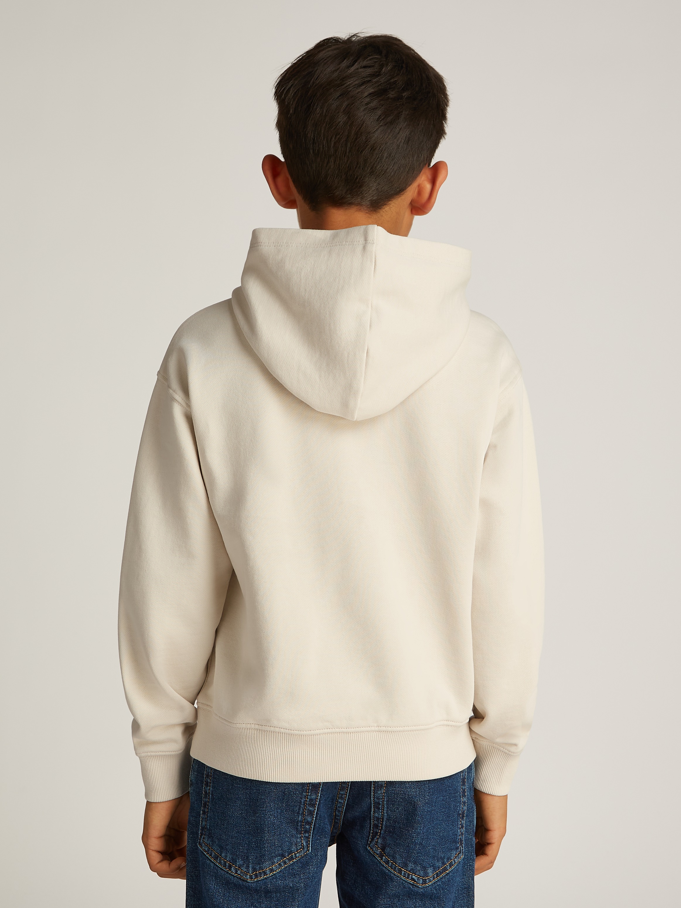 Calvin Klein Jeans Sweatshirt »LARGE SHIFTED CK HOODIE«, für Kinder bis 16 Jahre mit Logoprägung