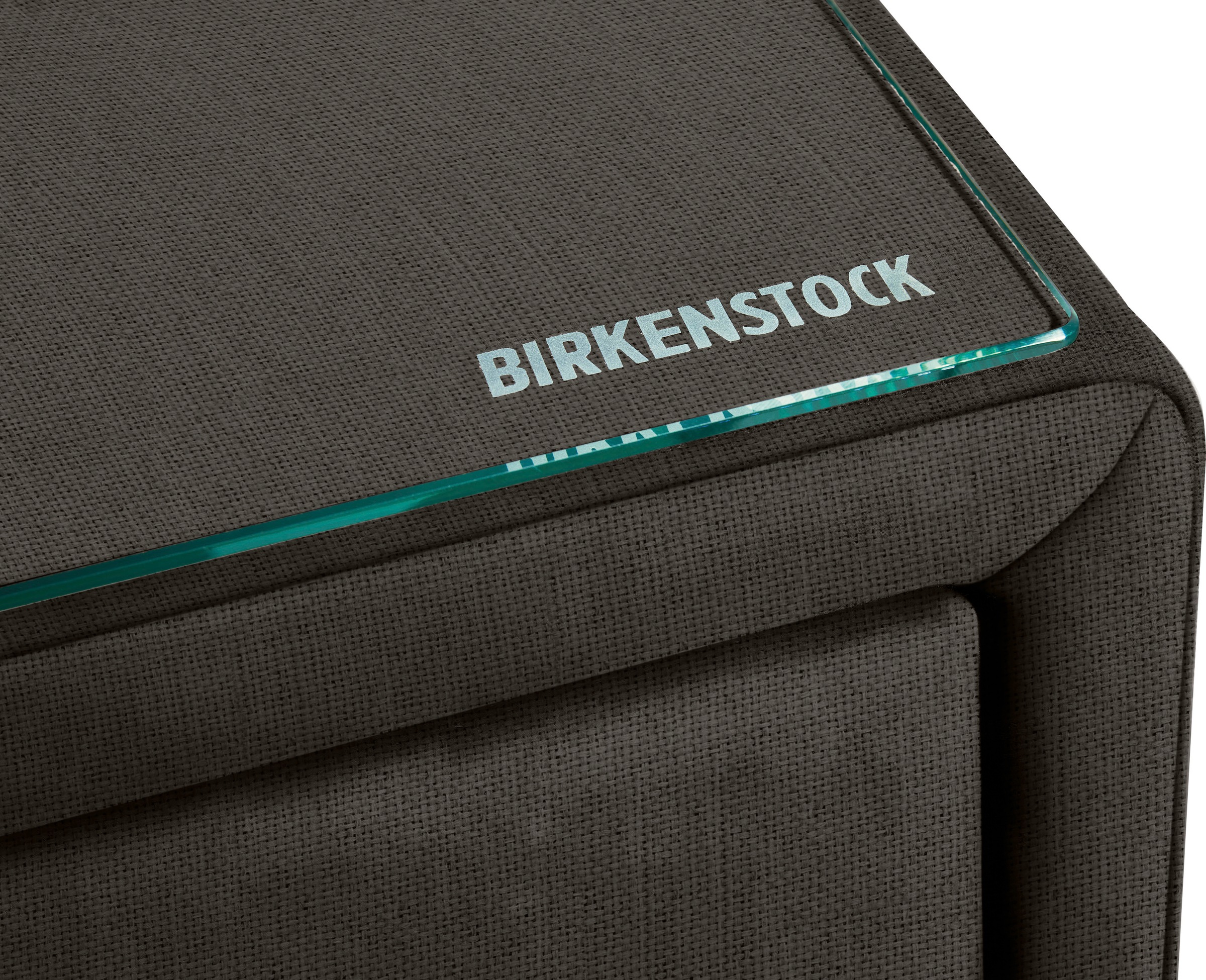 Birkenstock Nachtkommode »Montevideo«, mit Holz-Griffen, mit Holzsockel