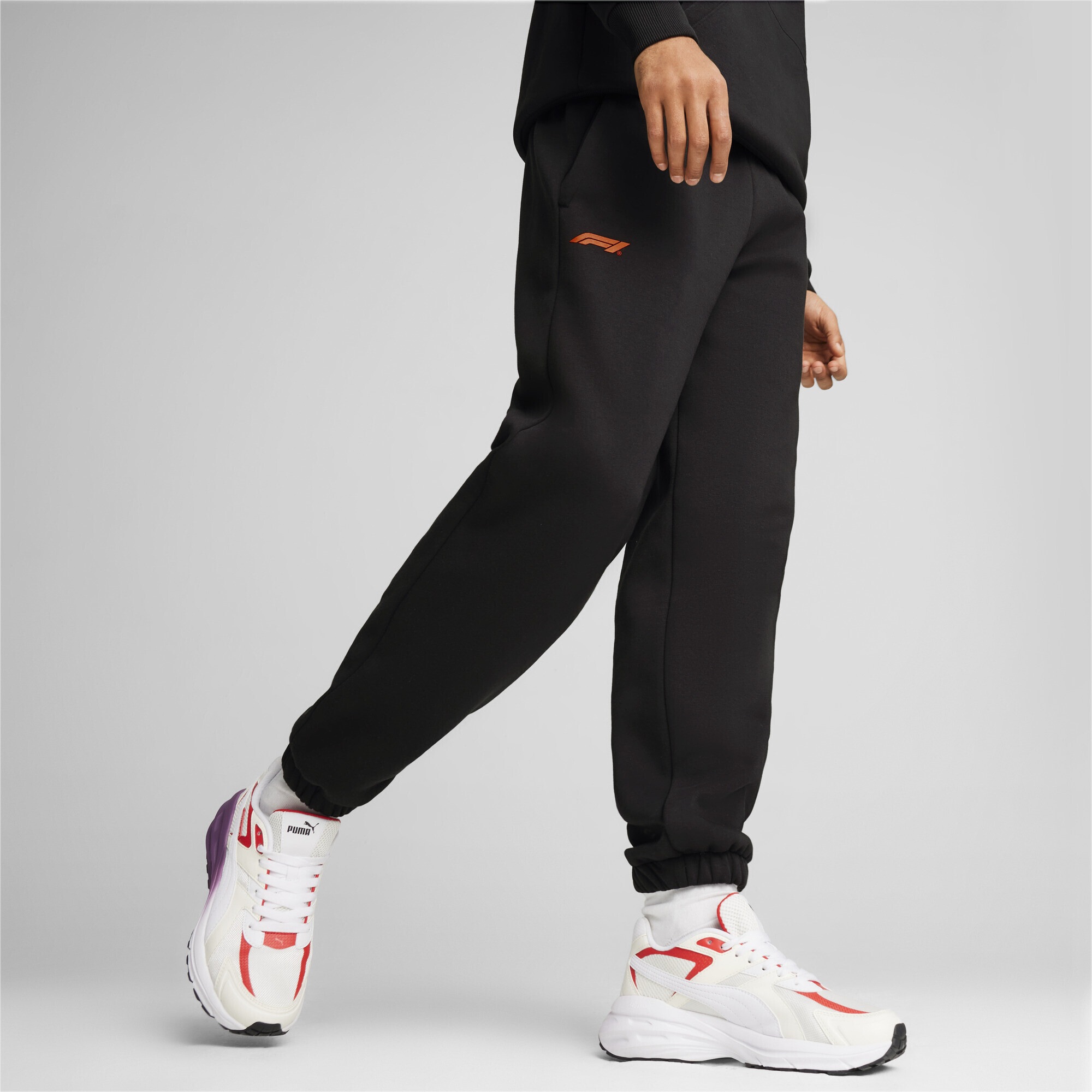 PUMA Sporthose »F1® ESS Fleece Jogginghose Herren«