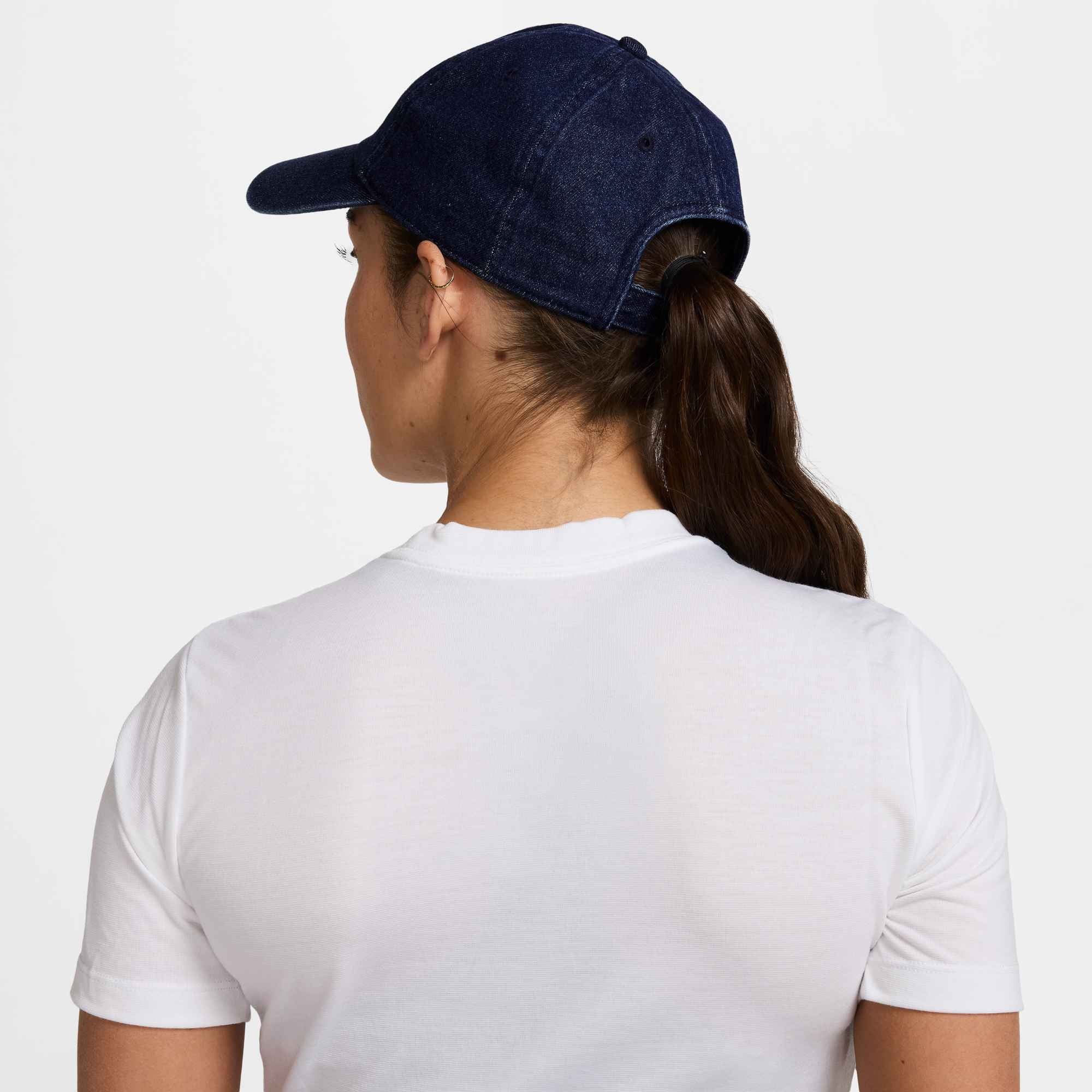 Nike Sportswear Baseball Cap »U NK CLUB CAP U CB DENIM 24 L« aus Baumwolle, für Erwachsene, in den Größen S, M und L