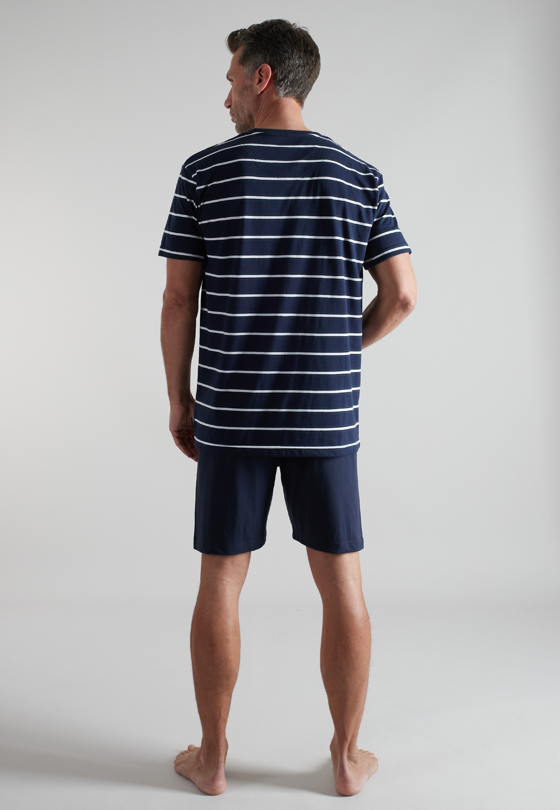 Thumbnail - bugatti Shorty Kurzarm, Rundhalsausschnitt, kurze Hose, gestreift, Baumwollmix