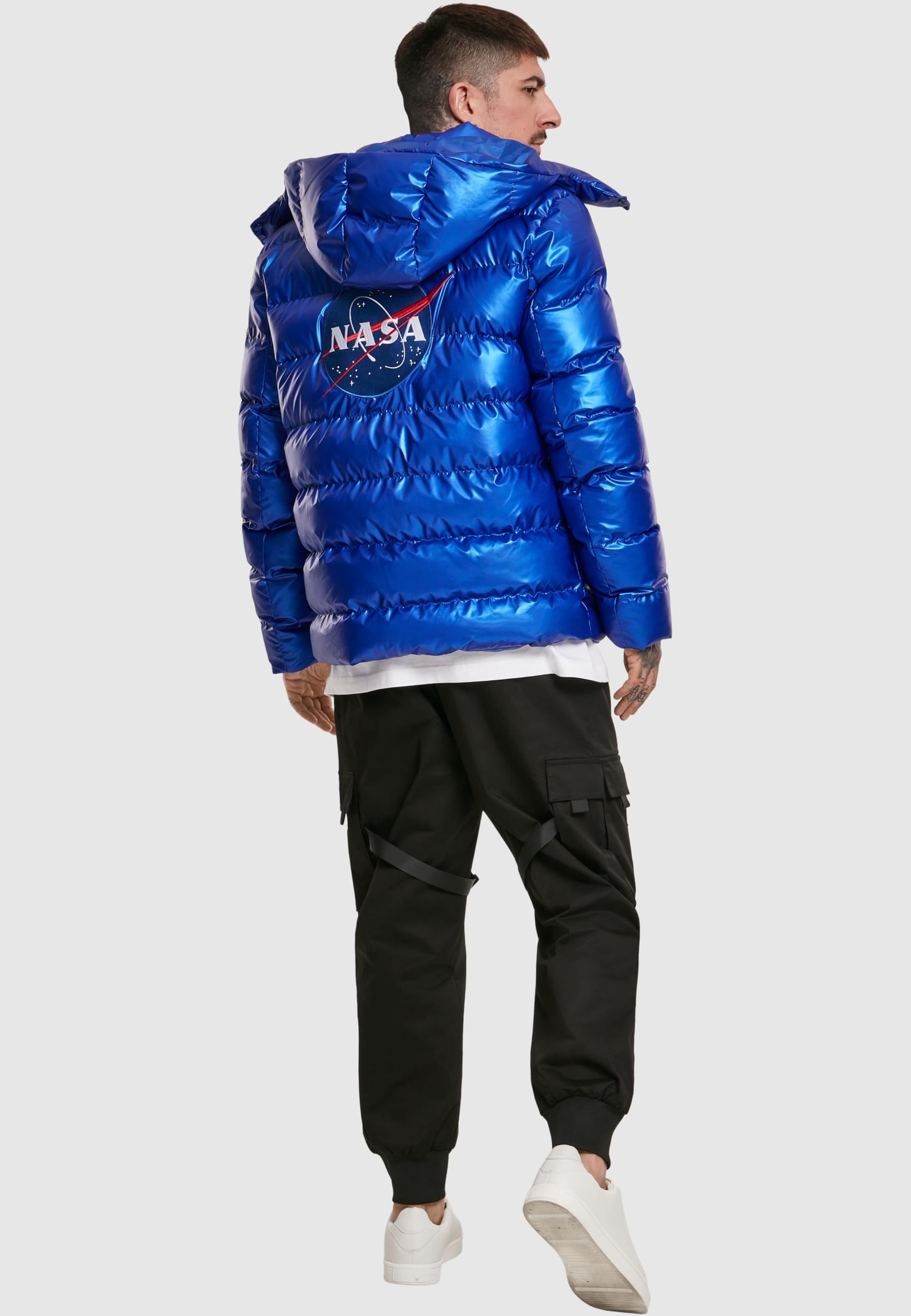 MisterTee Winterjacke »MisterTee Herren NASA Insignia Metallic Puffer Jacket«, (1 St.), ohne Kapuze