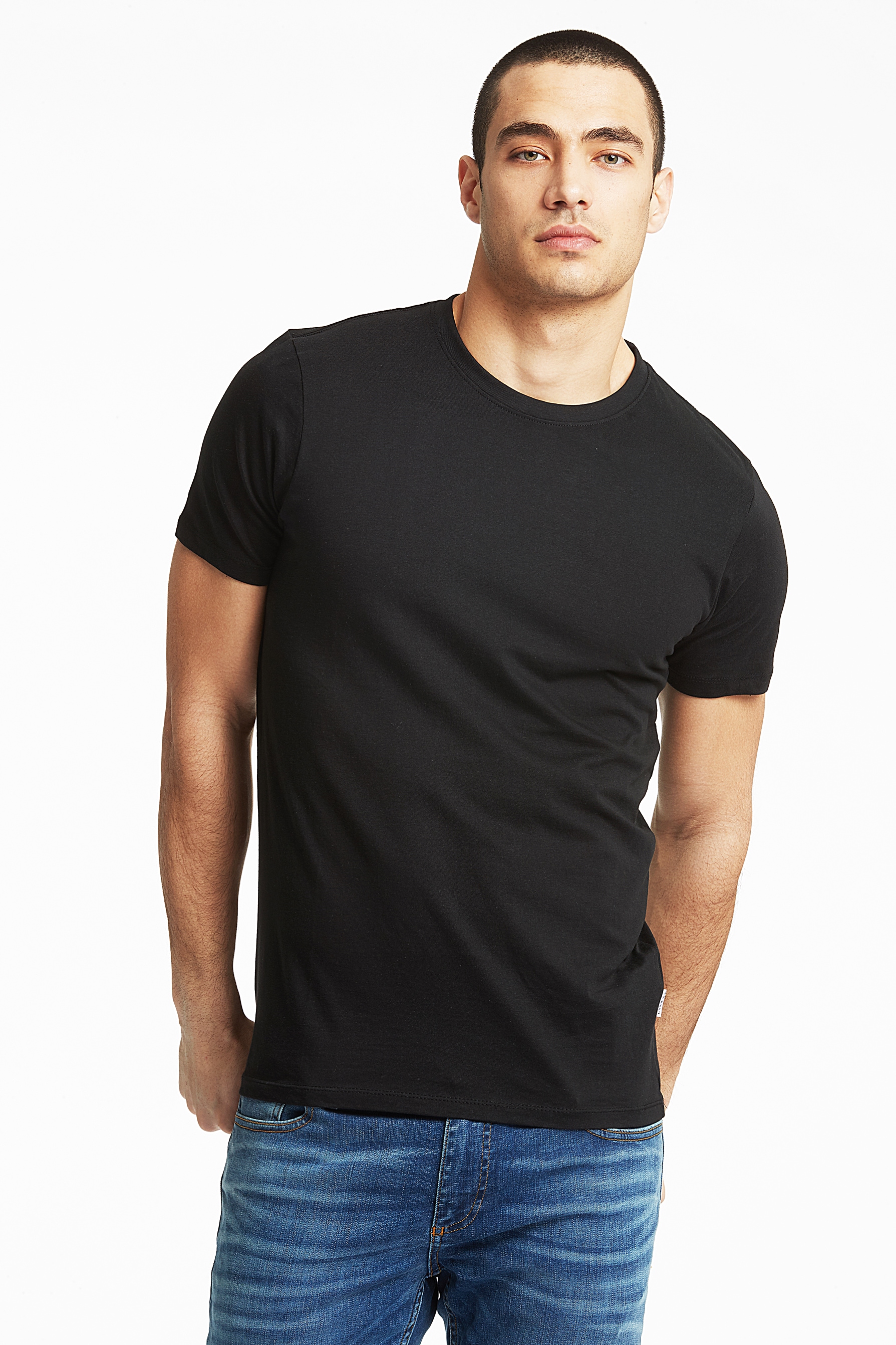 LINDBERGH T-Shirt, (Packung, 4 tlg.), mit Rundhalsausschnitt im 4-er Pack