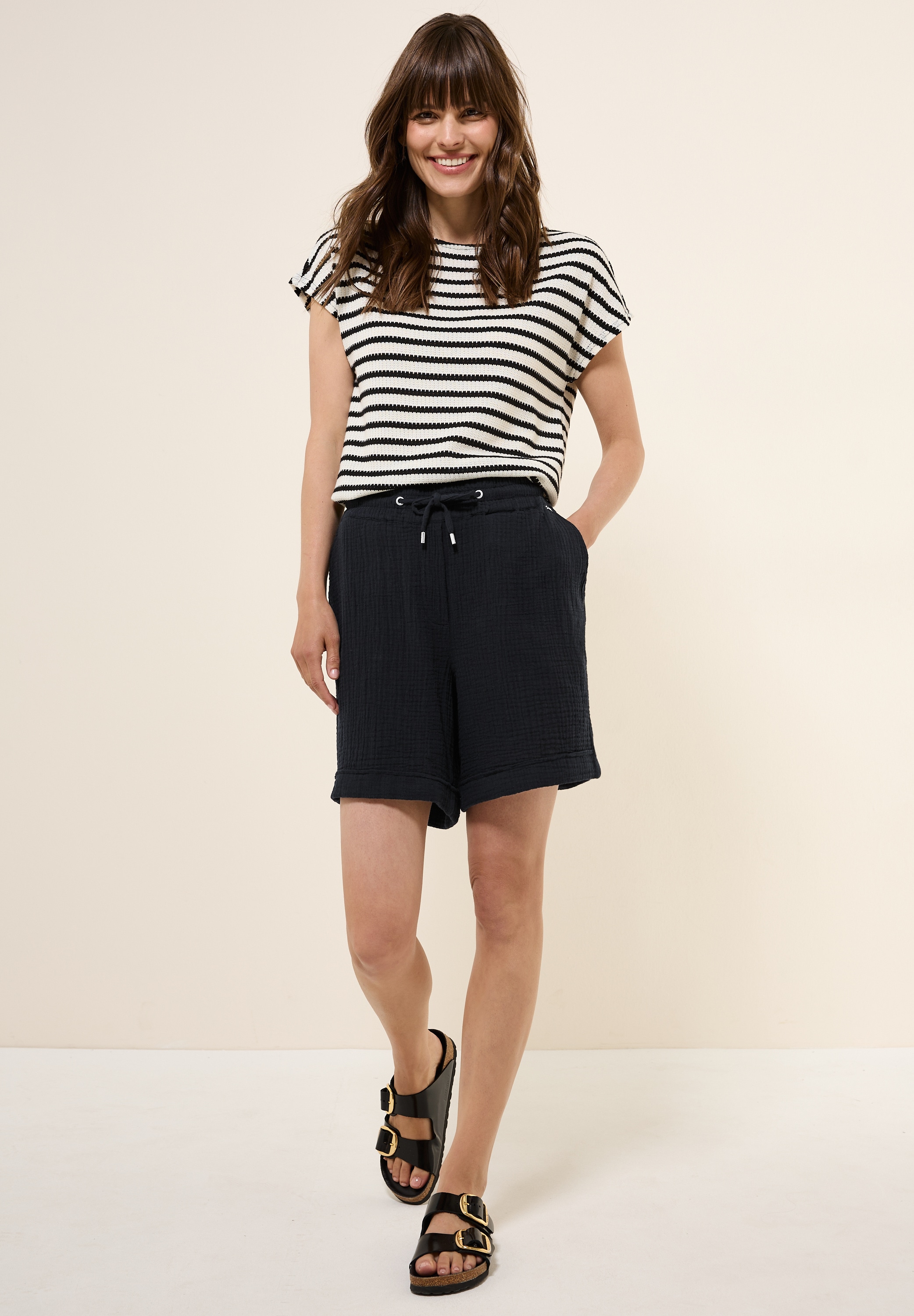 Cecil Shorts, Middle Waist