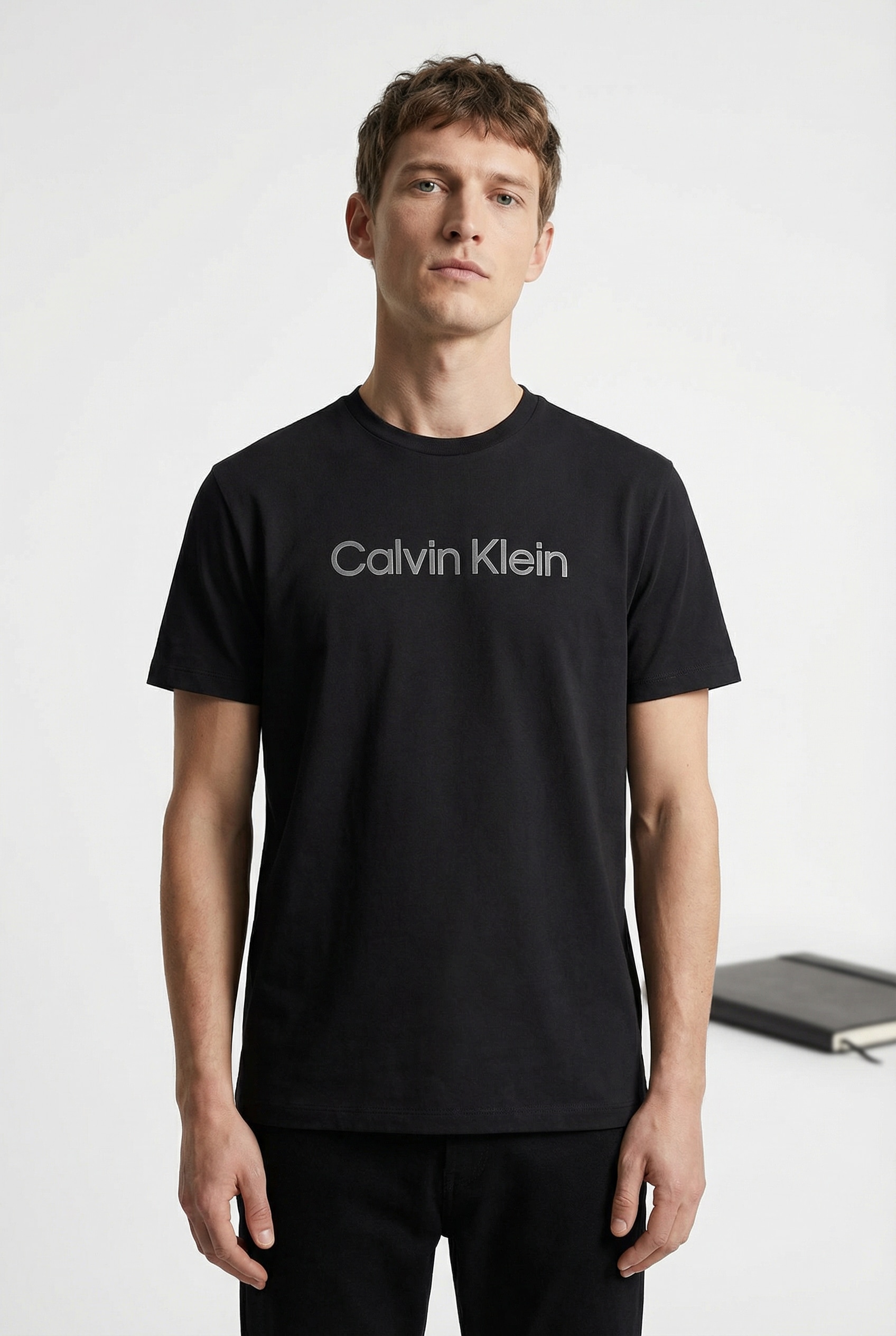 Calvin Klein T-Shirt »30S EU WHOLESALE SPORTSWEAR GRAP« Regular fit mit Rundhalsausschnitt