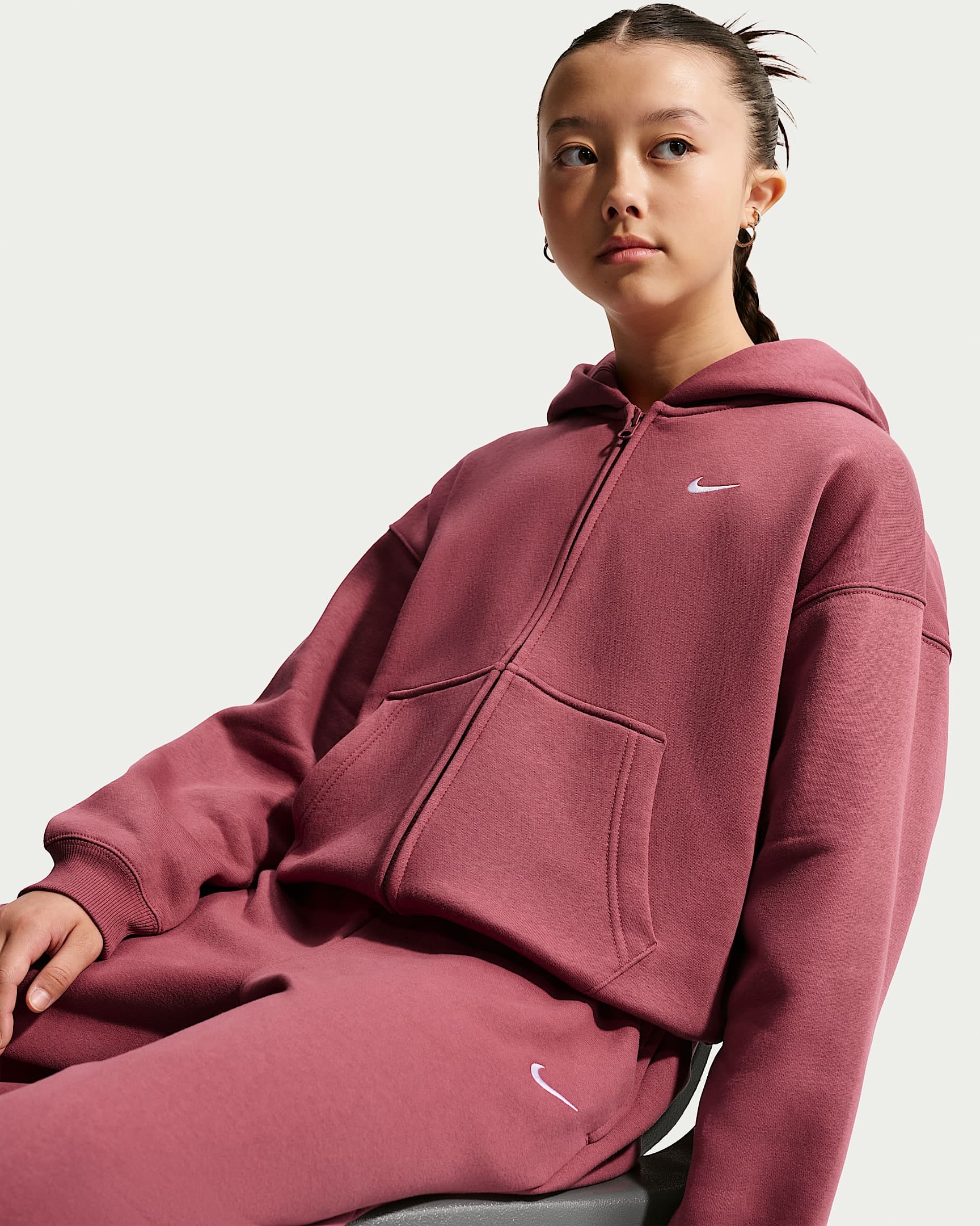 Nike Sportswear Kapuzensweatjacke »G NSW STUDIO FLC OS FZ HD« für Mädchen und Jugendliche