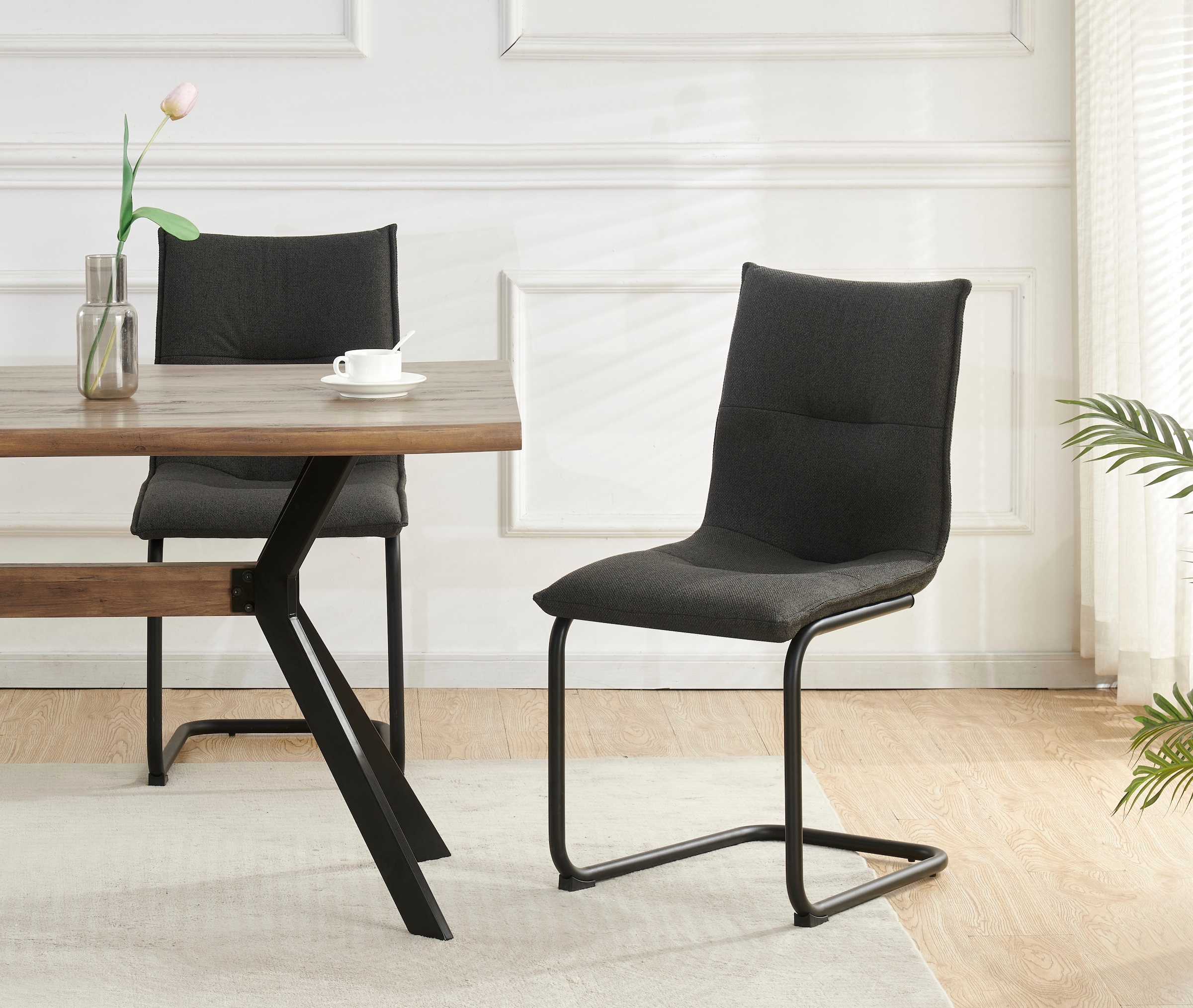 Home affaire Esszimmerstuhl »SARNIA, 2er Set, mit Metallgestell in matt schwarz« (Set) 2 Stk.in verschiedenen Farben, Belsatbarkeit pro Stuhl 120 kg, Velour Stoff