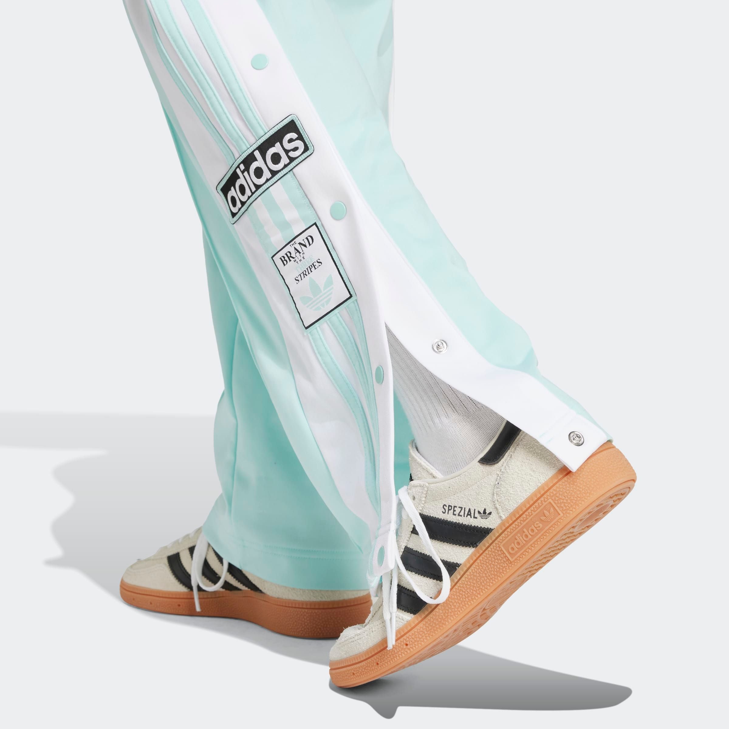adidas Originals Sporthose »ADIBREAK PANT«, (1 tlg.), Knopfhose, Knopfleiste am Bein