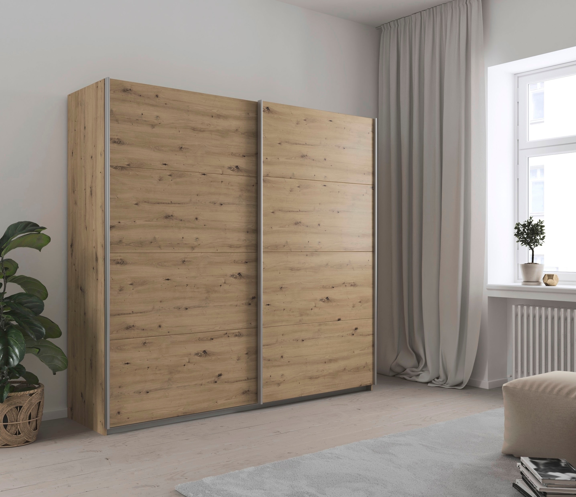 INOSIGN BY RAUCH Schwebetürenschrank »Kleiderschrank Schrank Garderobe Schlafzimmerschrank THANOS«, (in 3 verschiedenen Ausstattungen BASIC/CLASSIC/PREMIUM), Optional mit Spiegel, Metall-Griffleisten alufarben MADE IN GERMANY