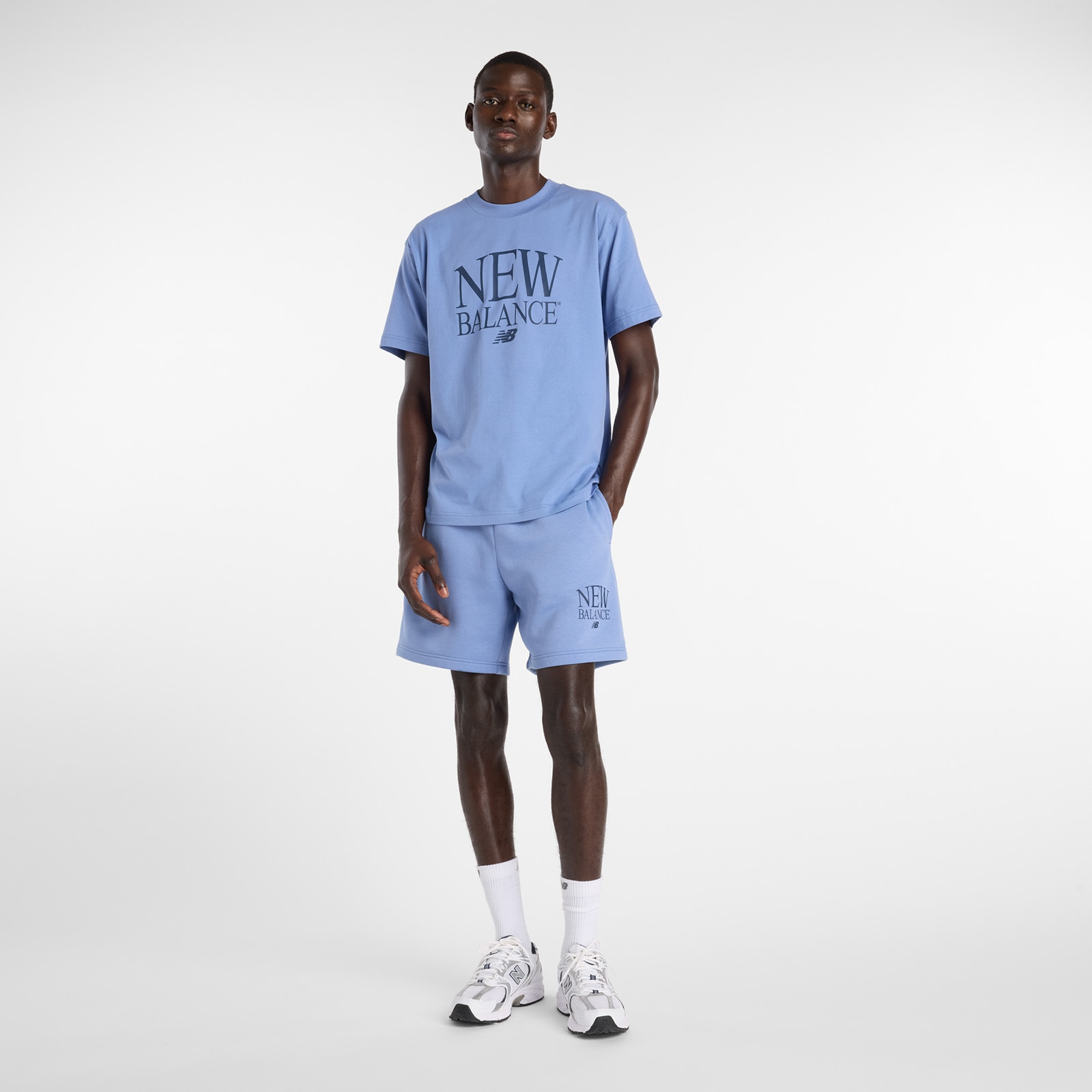 New Balance T-Shirt für Jugendliche, Kurzarm, mit modernem Print